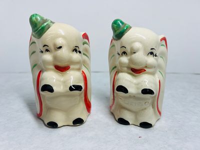 Vintage Ceramic Elephant Salt and Pepper Shakers. This assortment features ceramic salt and 