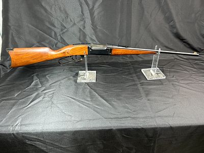 GUNS SOLD LIVE ONLY. PHONE BIDS WELCOME. PREVIEW OF GUNS BELOW 
*Special Terms and Conditions 