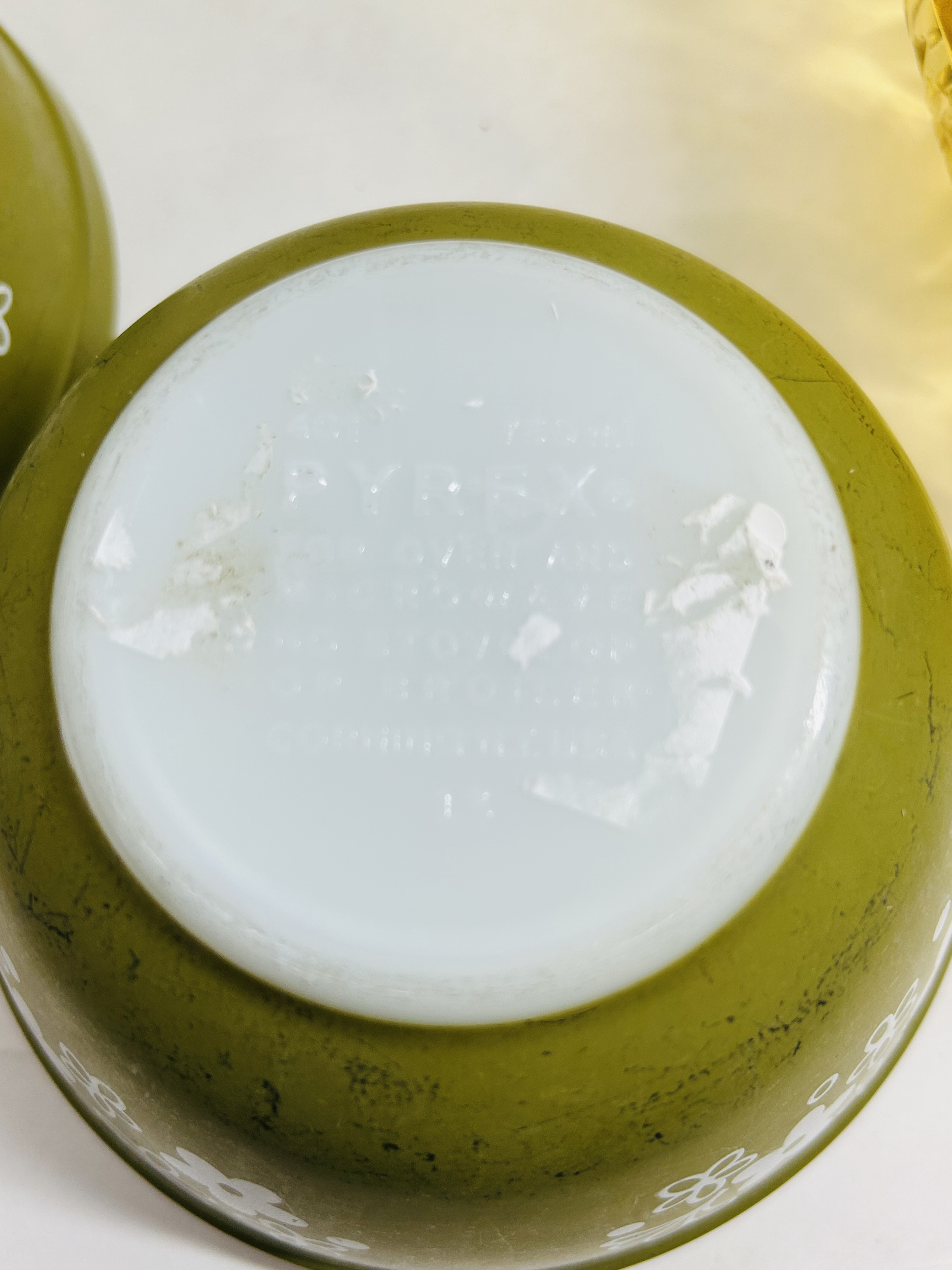 PYREX AND PRESSED GLASS, 1960S
