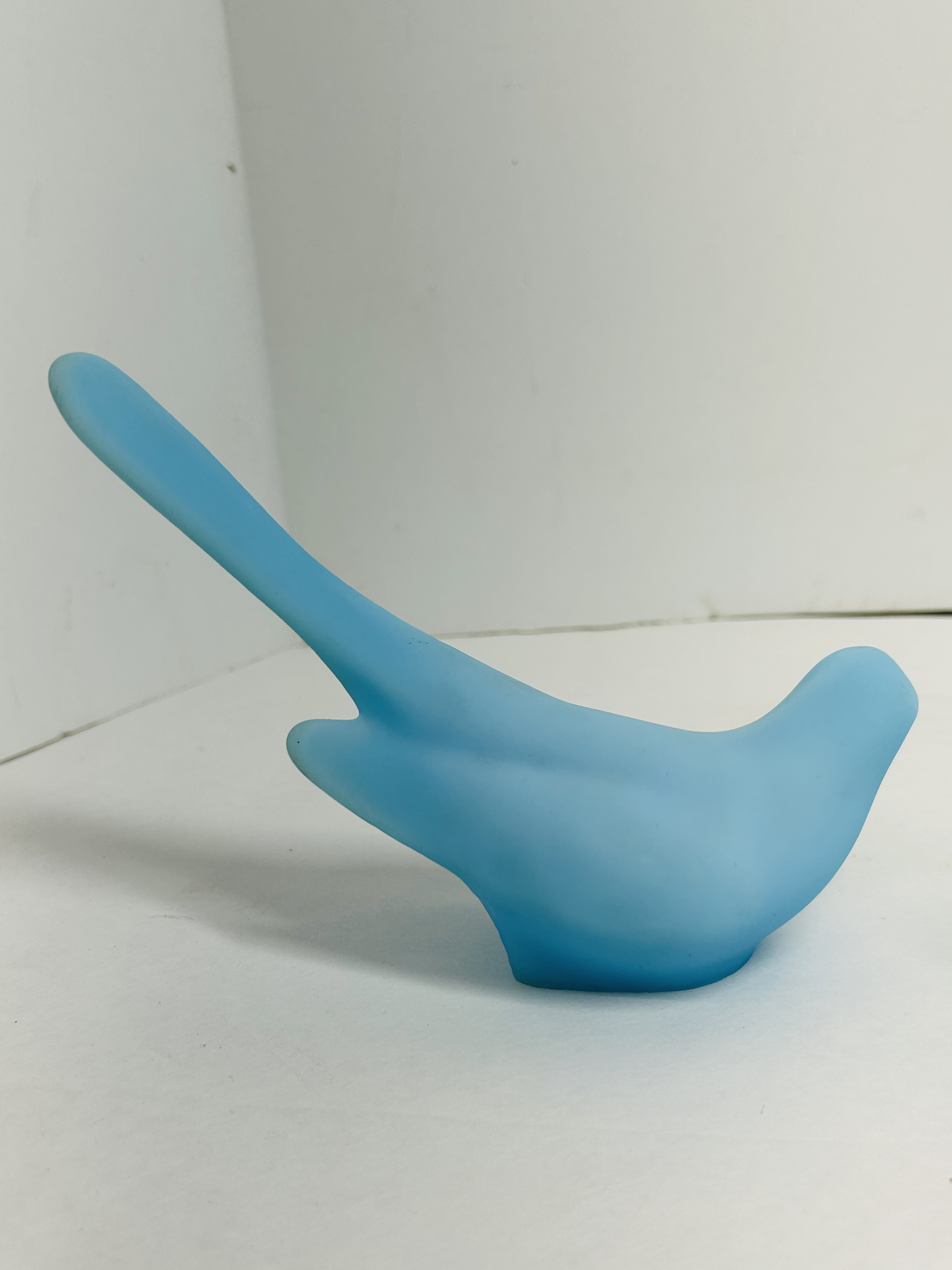 FENTON BLUE SATIN BIRDS, 1970S