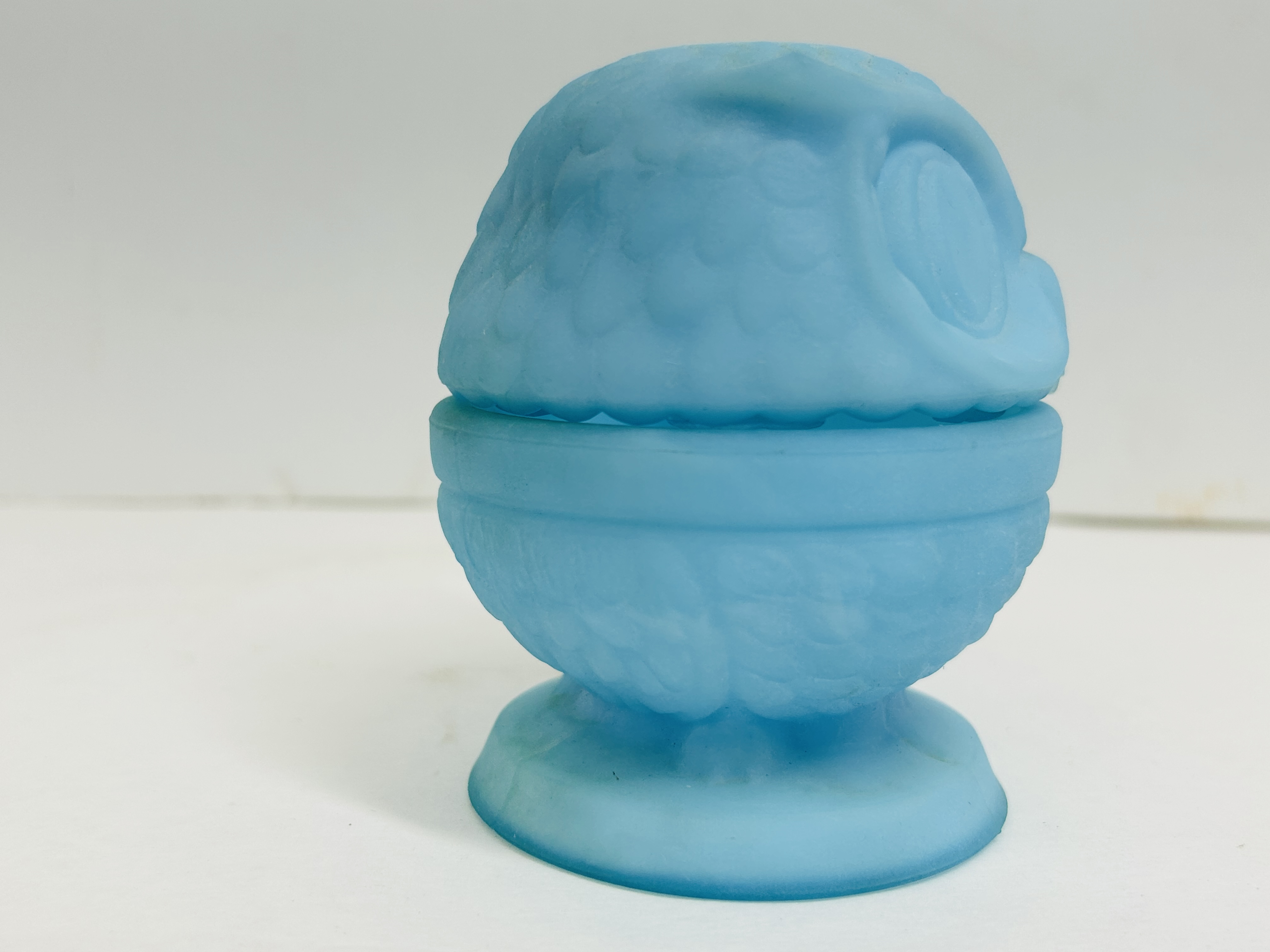 FENTON BLUE SATIN OWL FAIRY LAMP
