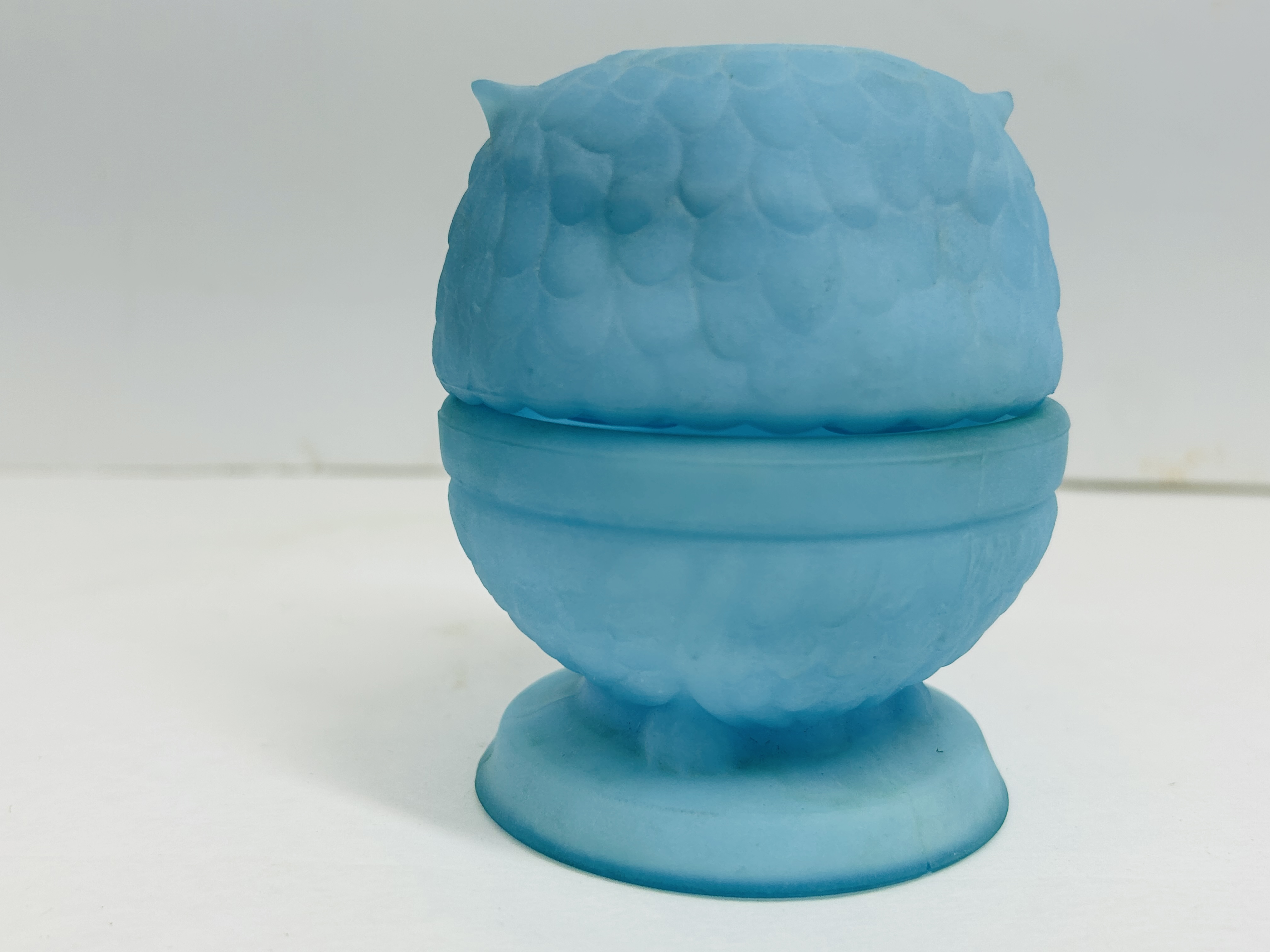FENTON BLUE SATIN OWL FAIRY LAMP