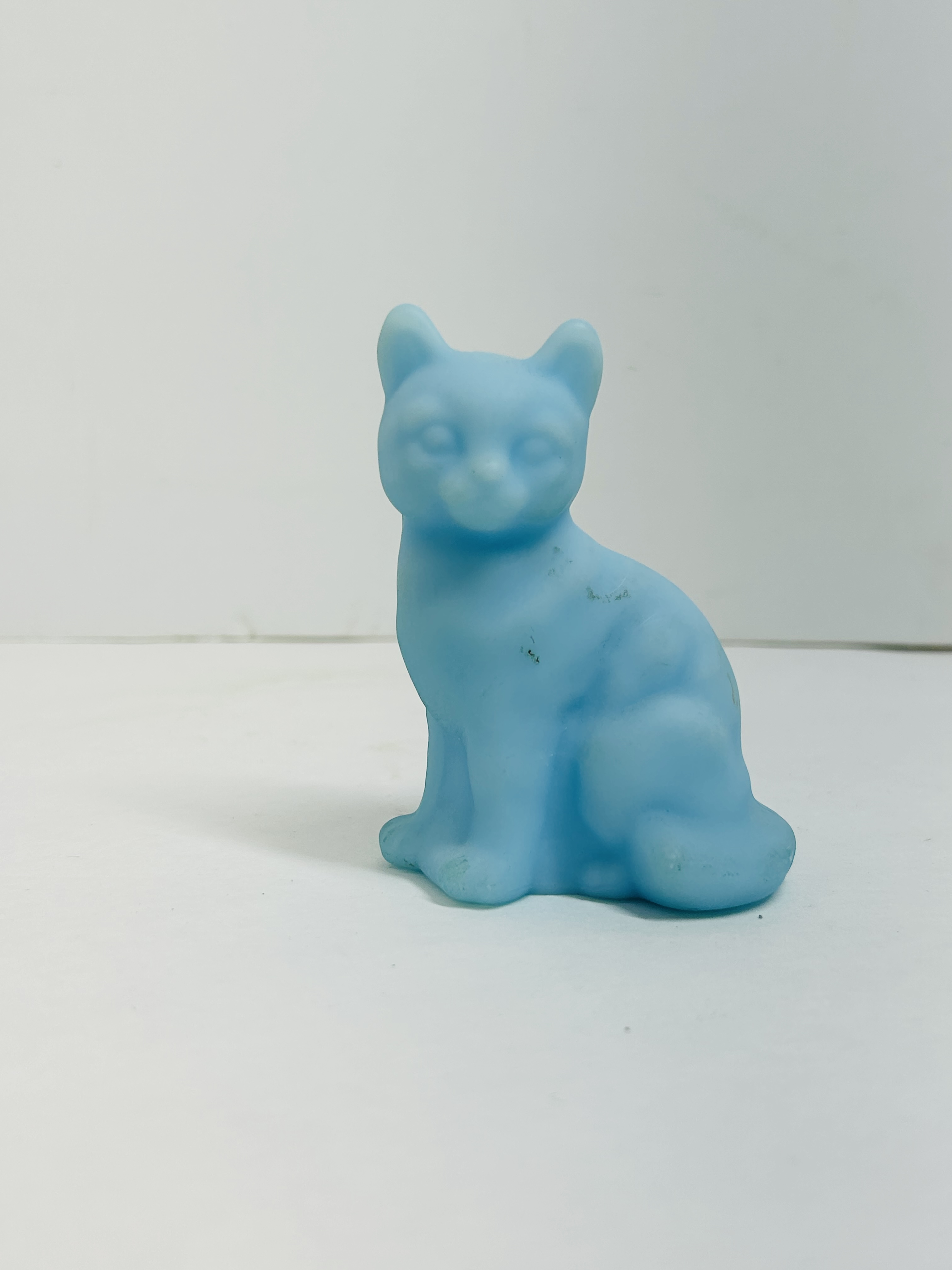 FENTON BLUE SATIN CAT