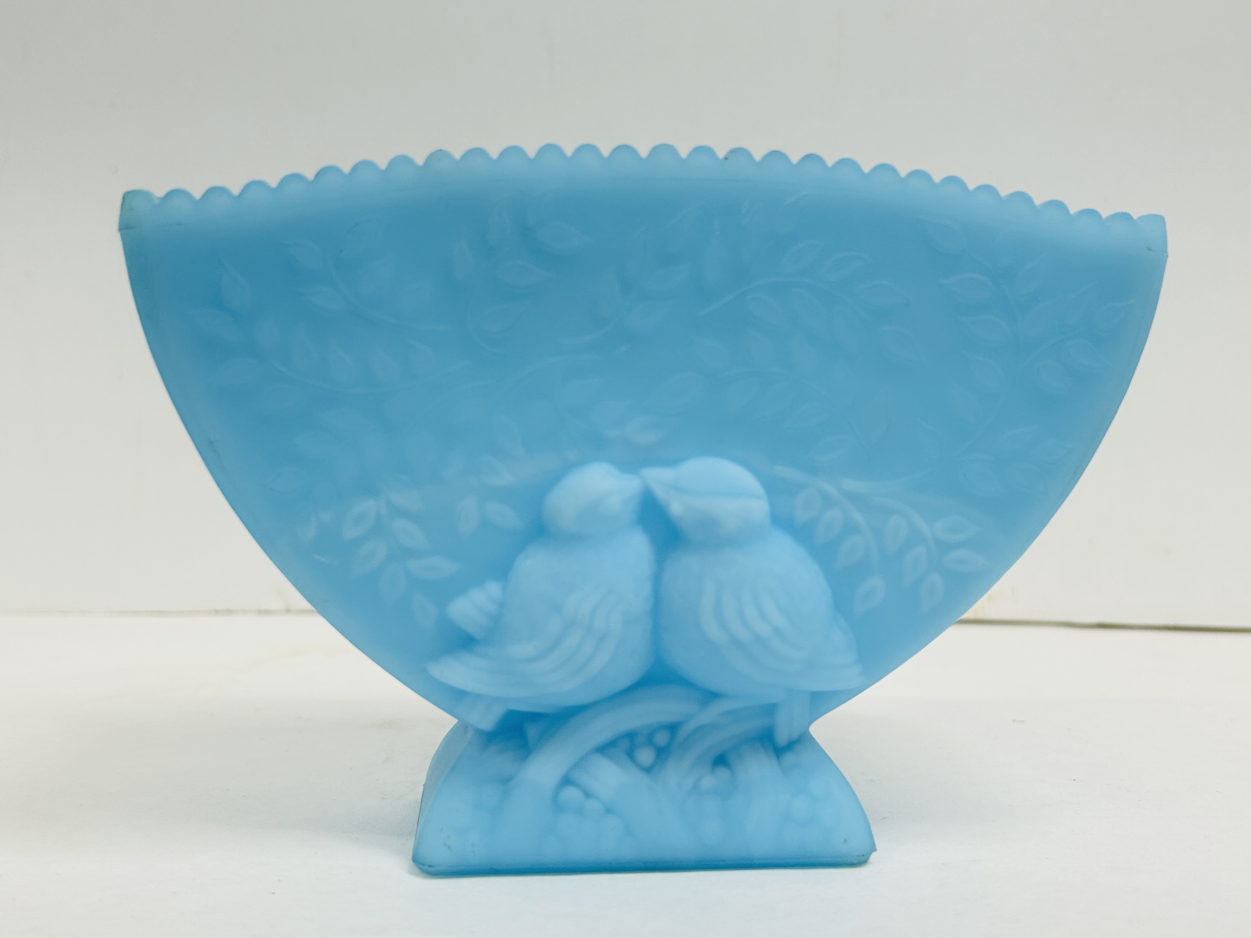 FENTON BLUE SATIN FAN VASE, CIRCA 1970S