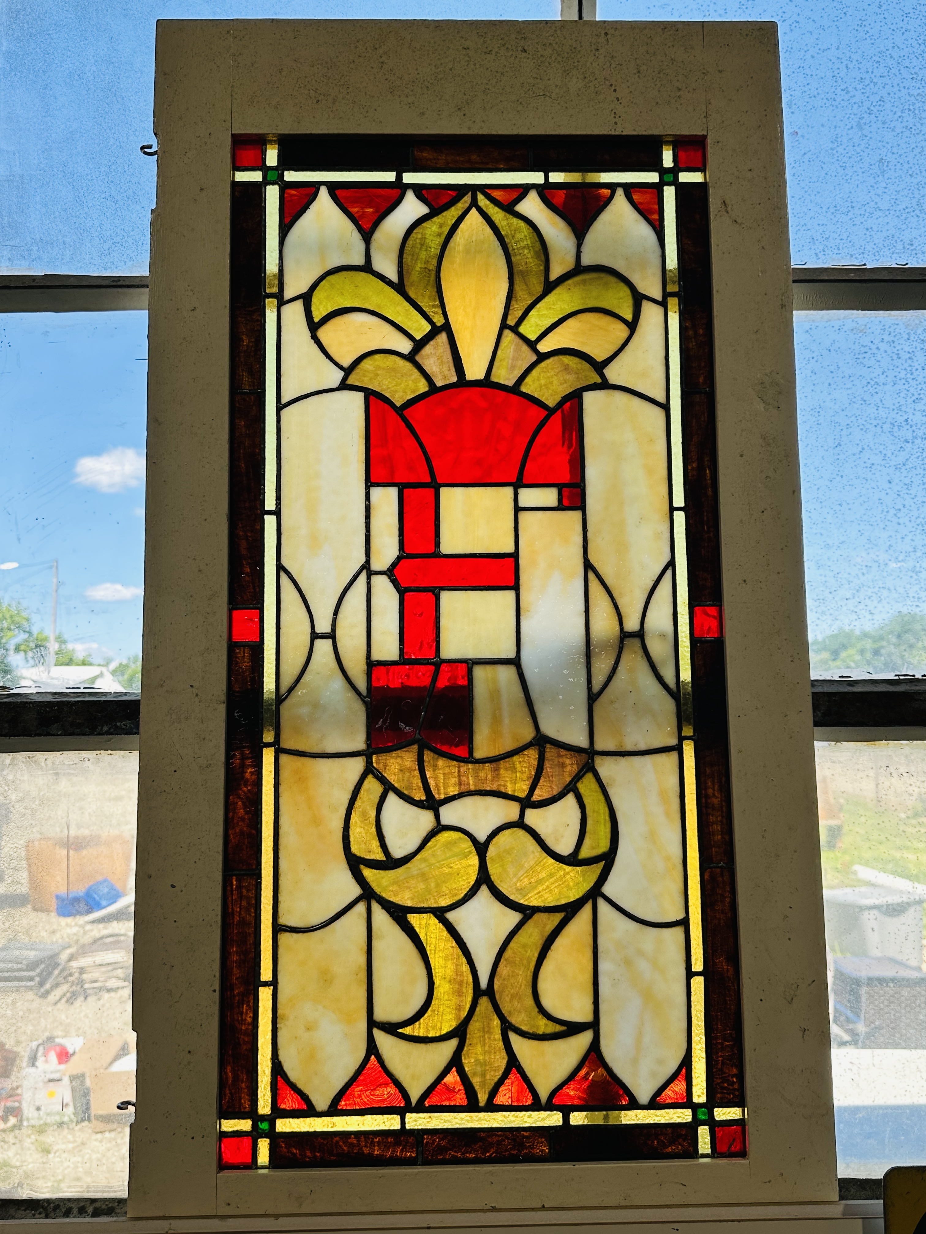 ENGLISH STYLE LEADED GLASS WINDOW