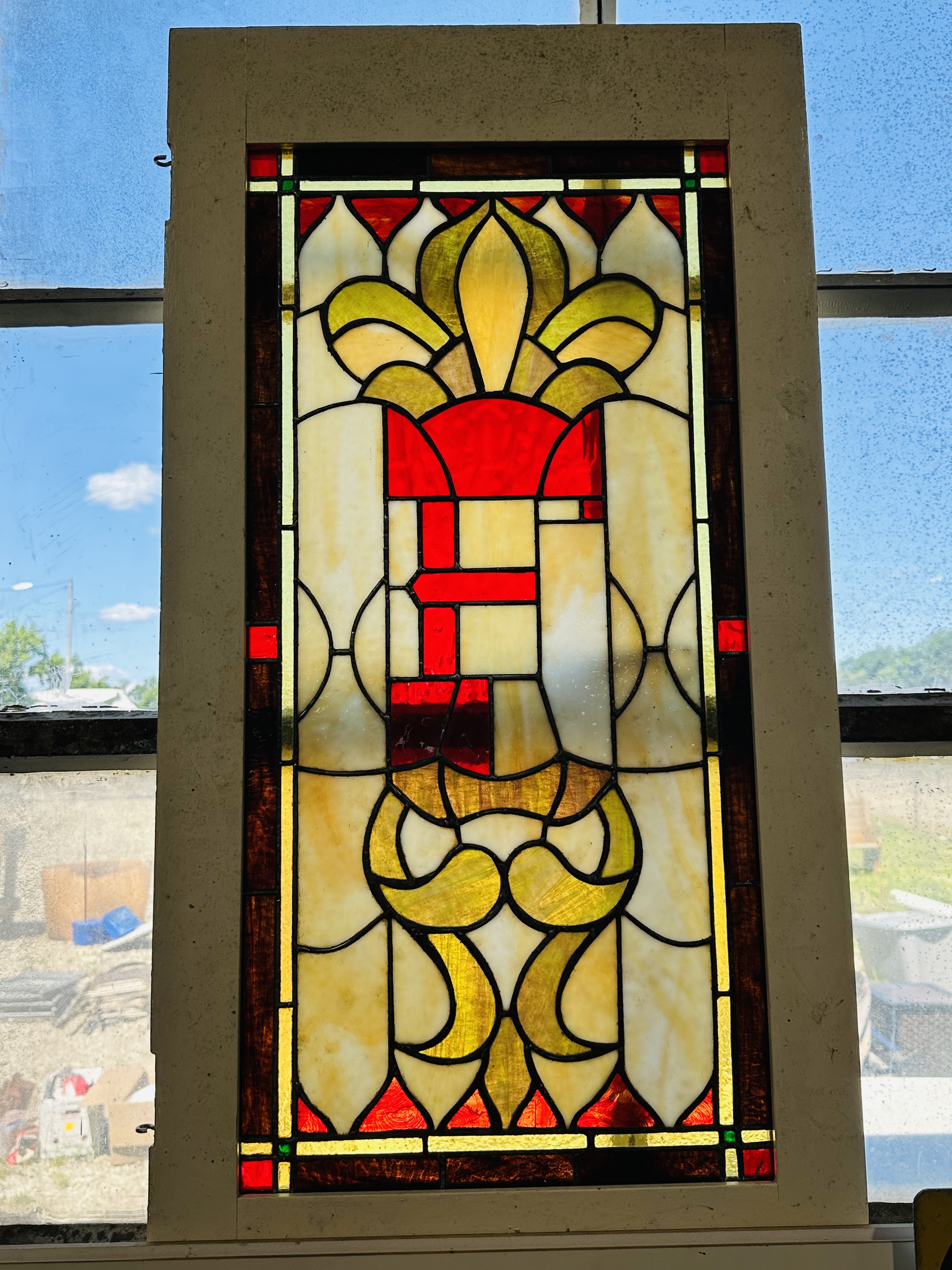 ENGLISH STYLE LEADED GLASS WINDOW