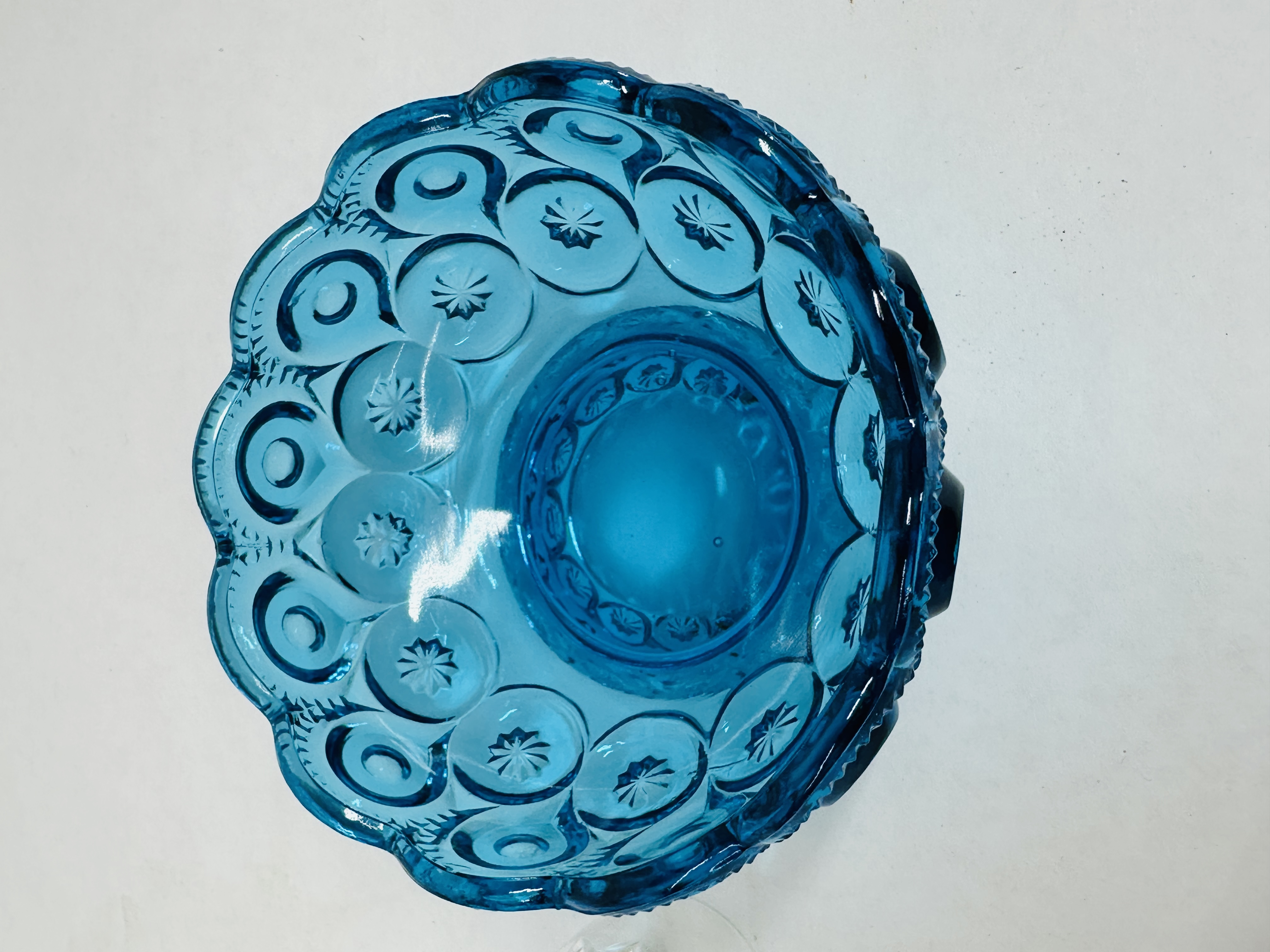 L.E. SMITH STYLE GLASS, MID-20TH CENTURY
