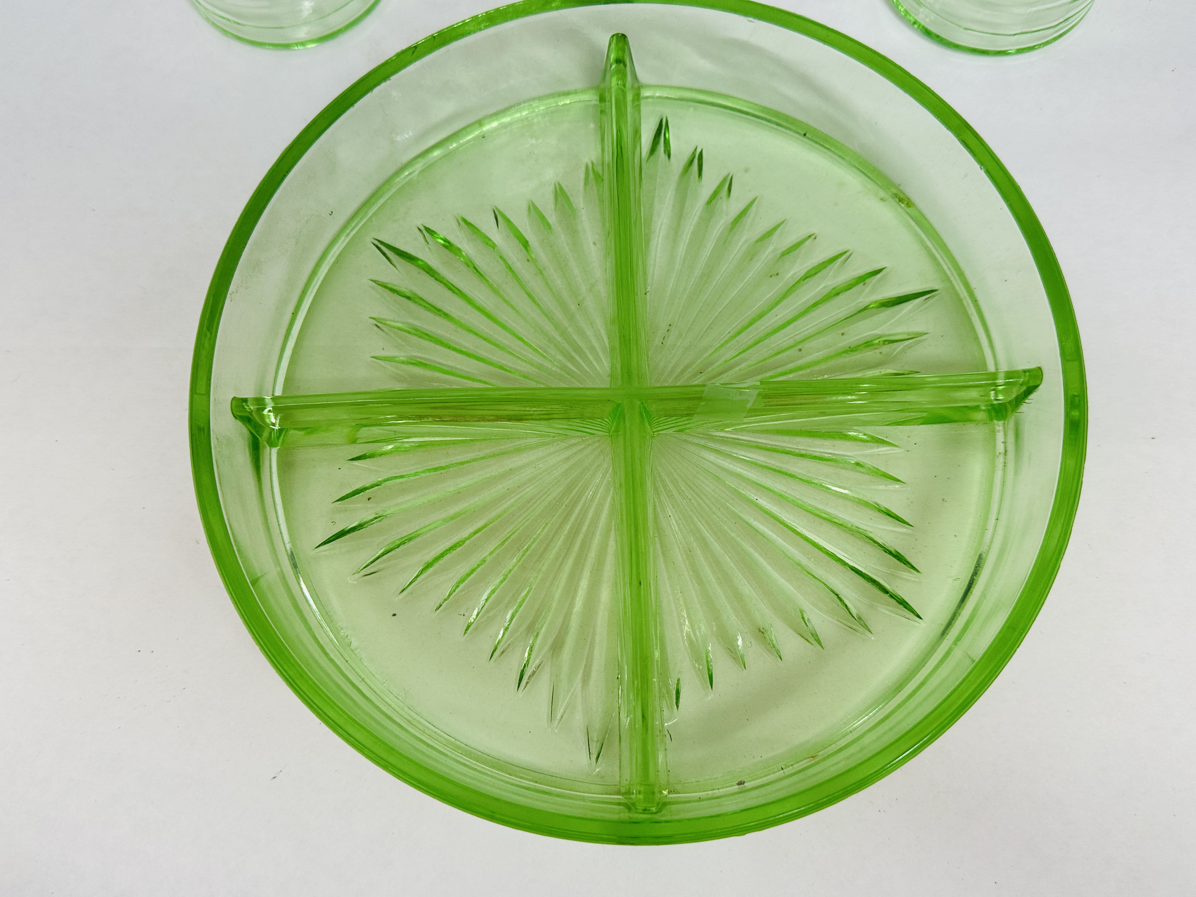 GREEN URANIUM GLASS TABLEWARE, CIRCA 1930