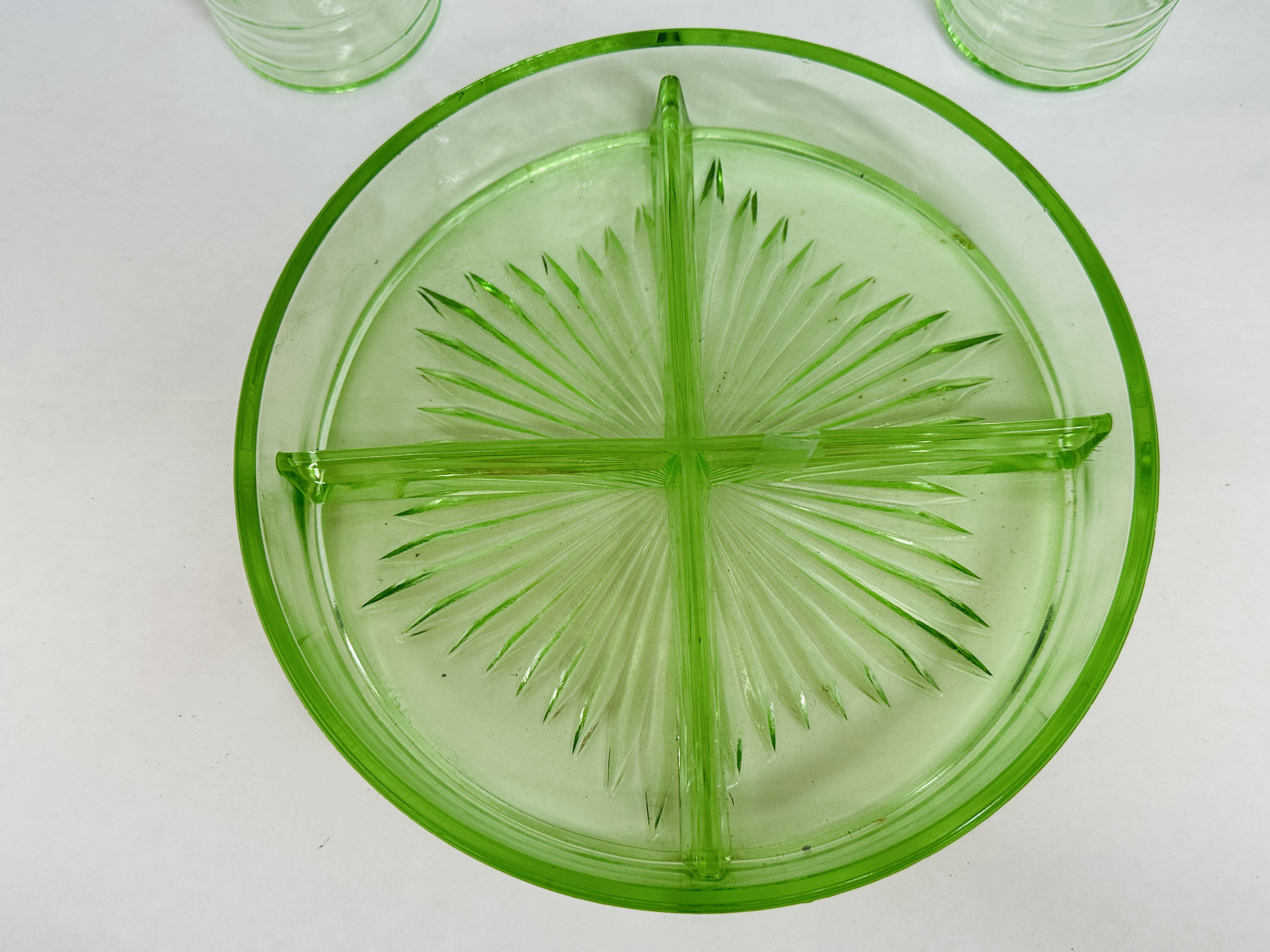 GREEN URANIUM GLASS TABLEWARE, CIRCA 1930
