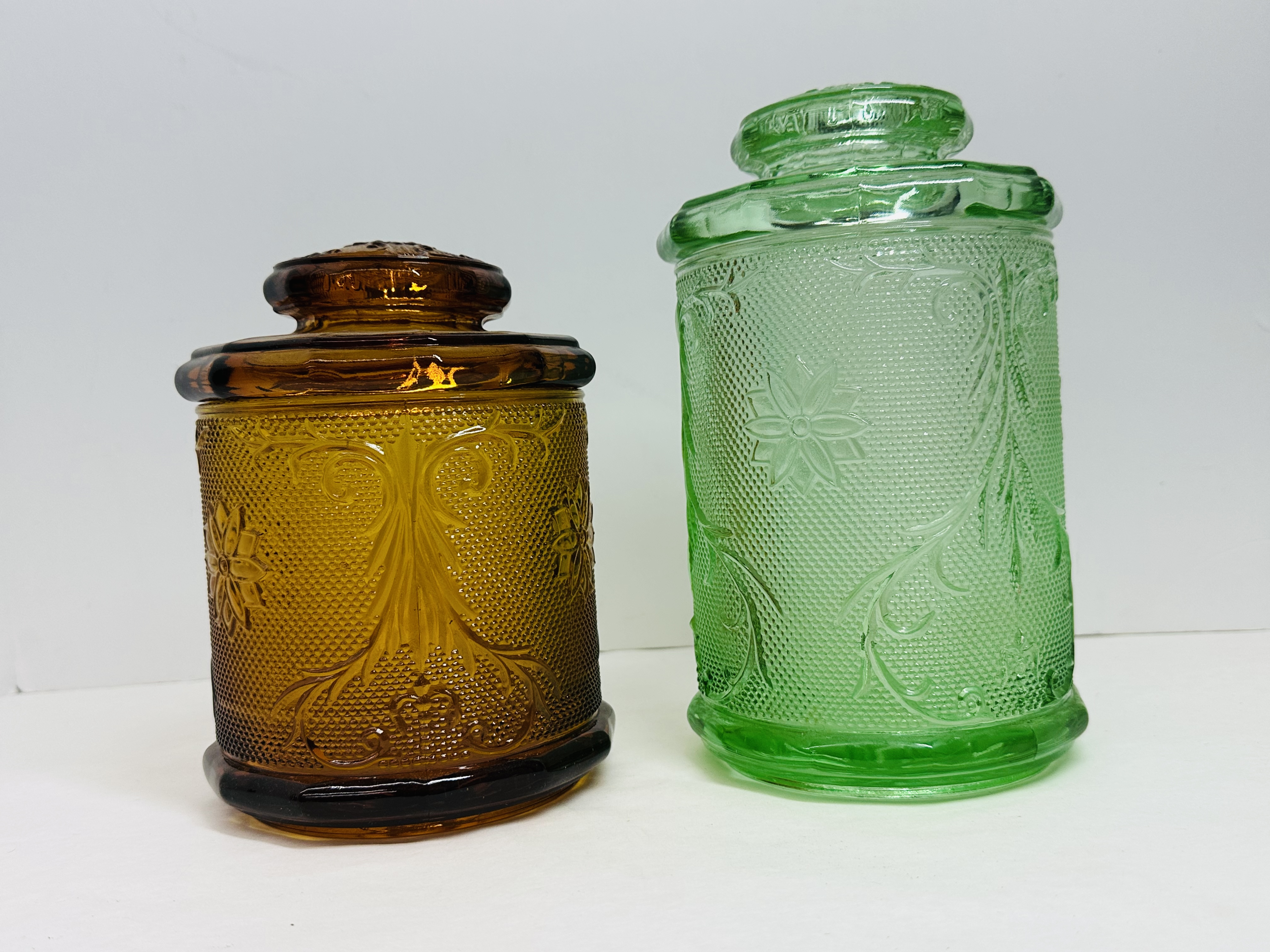 TIARA SANDWICH GLASS CANISTERS, C. 1970