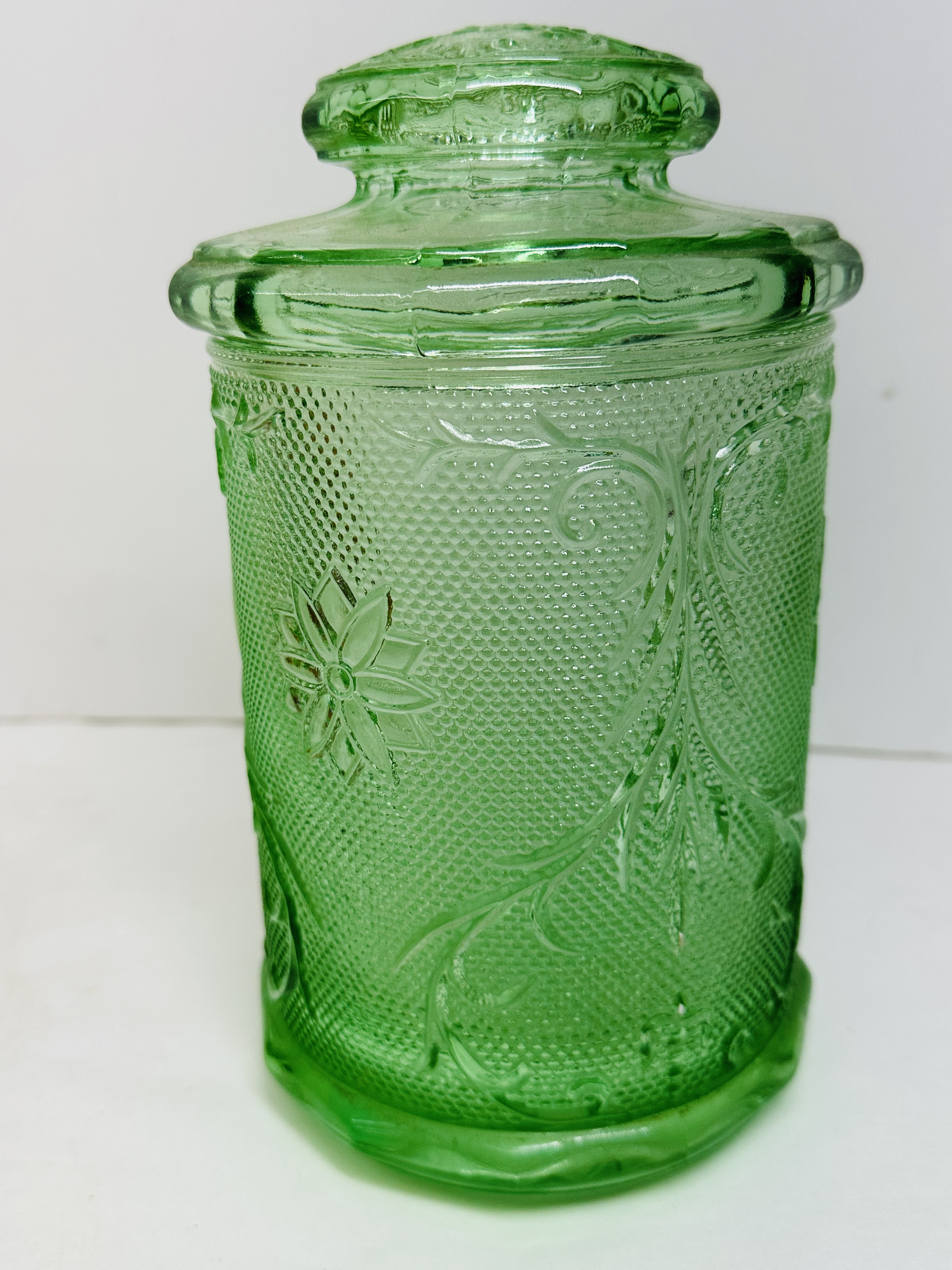 TIARA SANDWICH GLASS CANISTERS, C. 1970