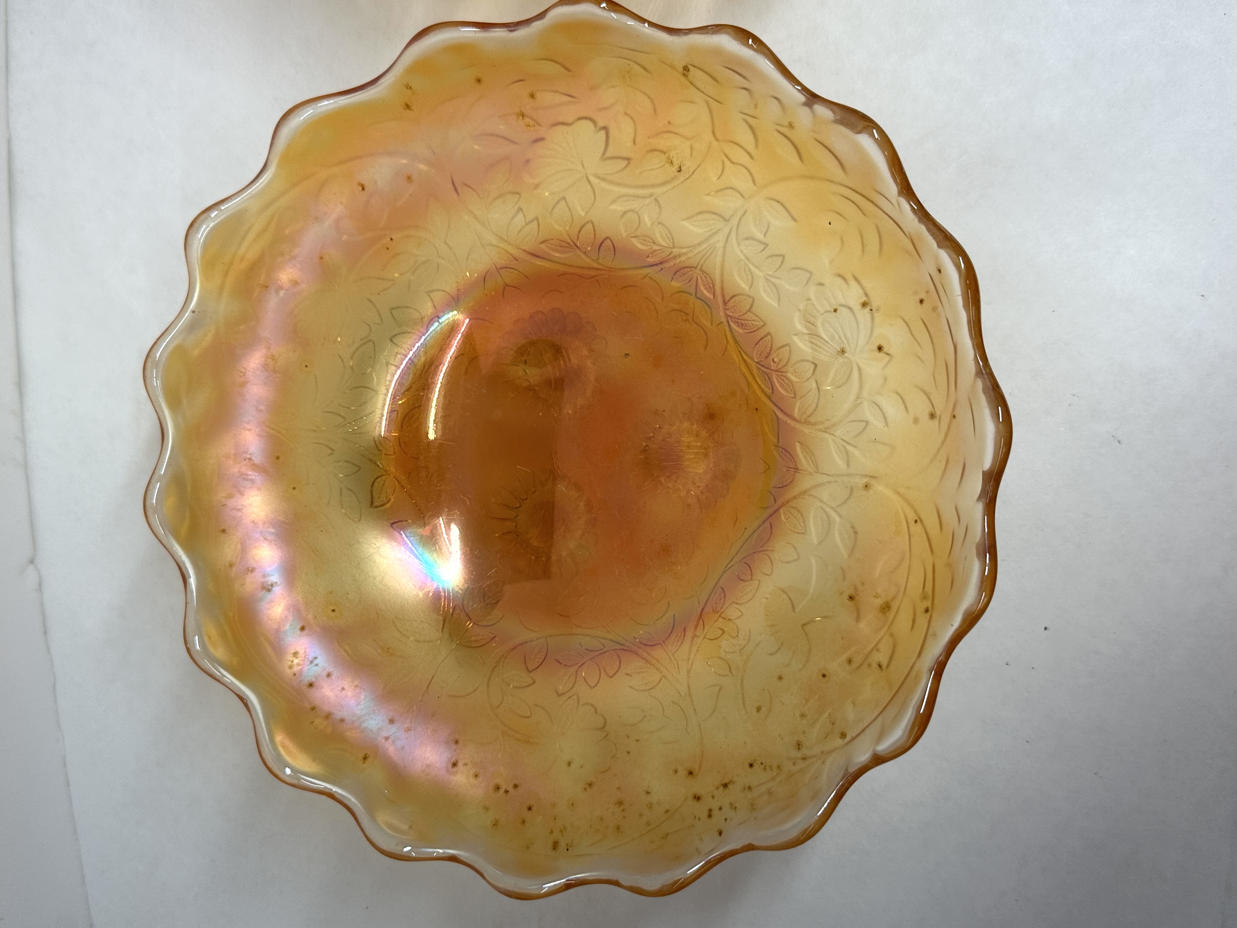TWO MARIGOLD CARNIVAL GLASS BOWLS, 20TH CENTURY