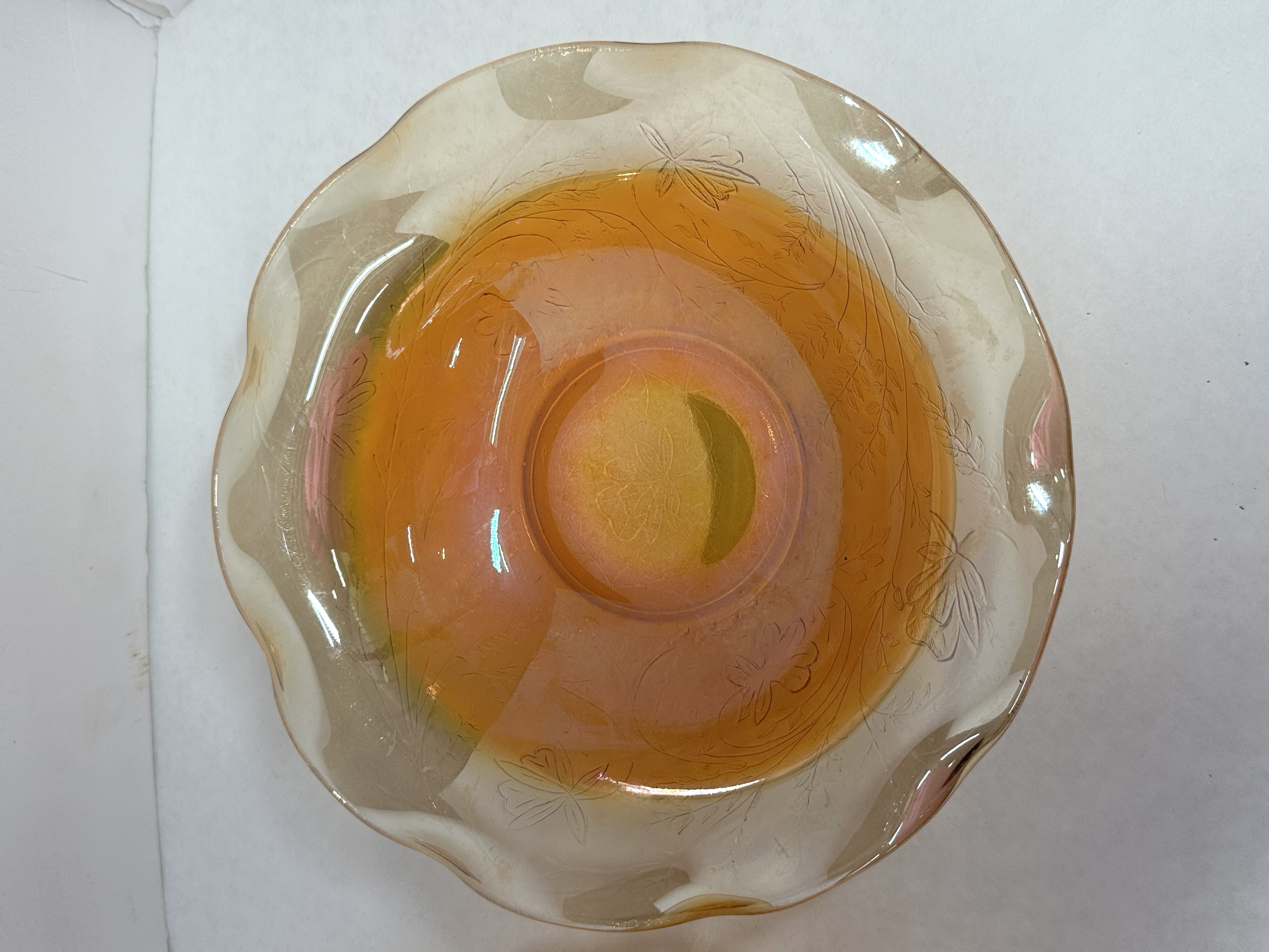 TWO MARIGOLD CARNIVAL GLASS BOWLS, 20TH CENTURY