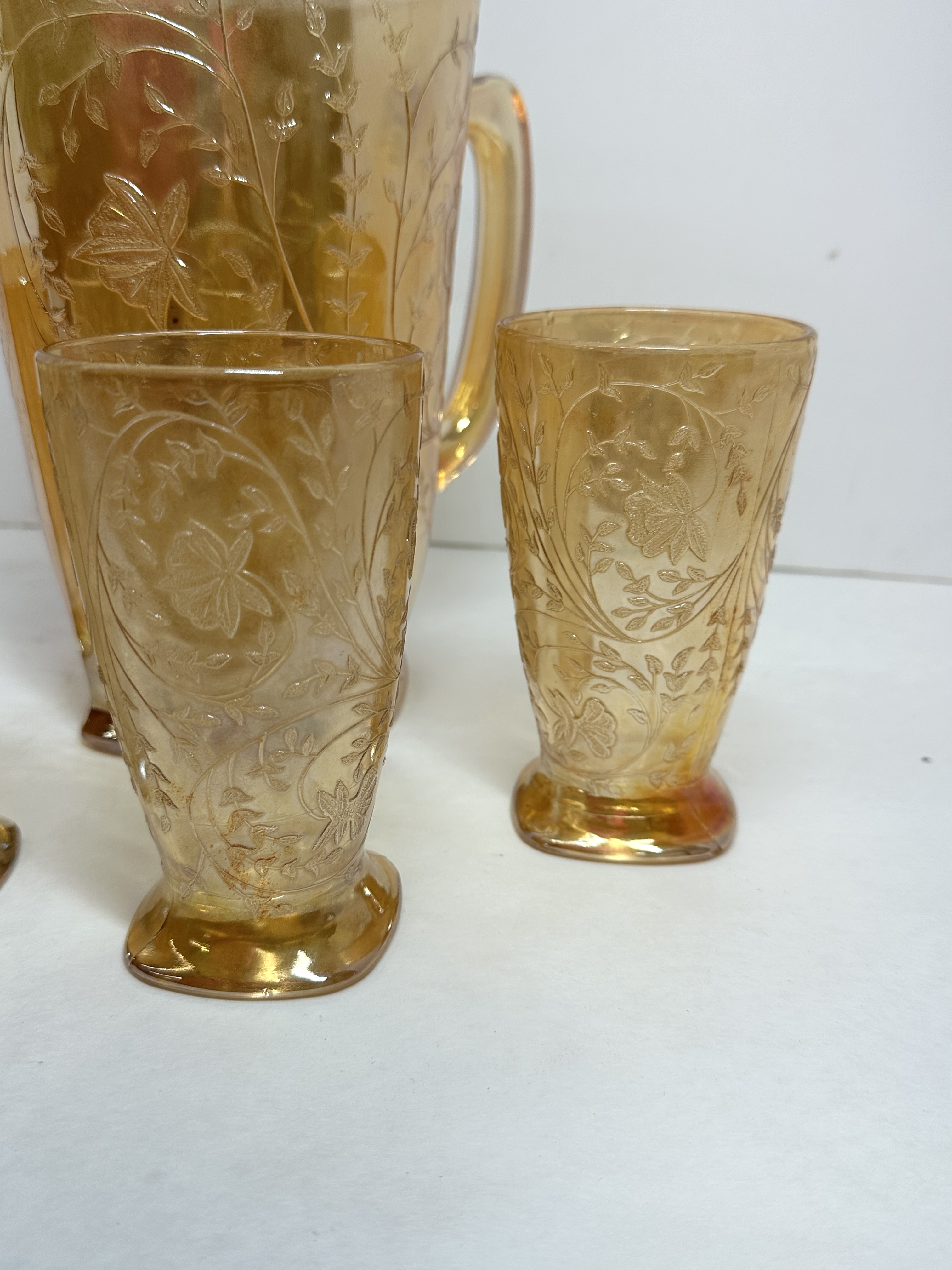JEANNETTE STYLE FLORAGOLD GLASS SET