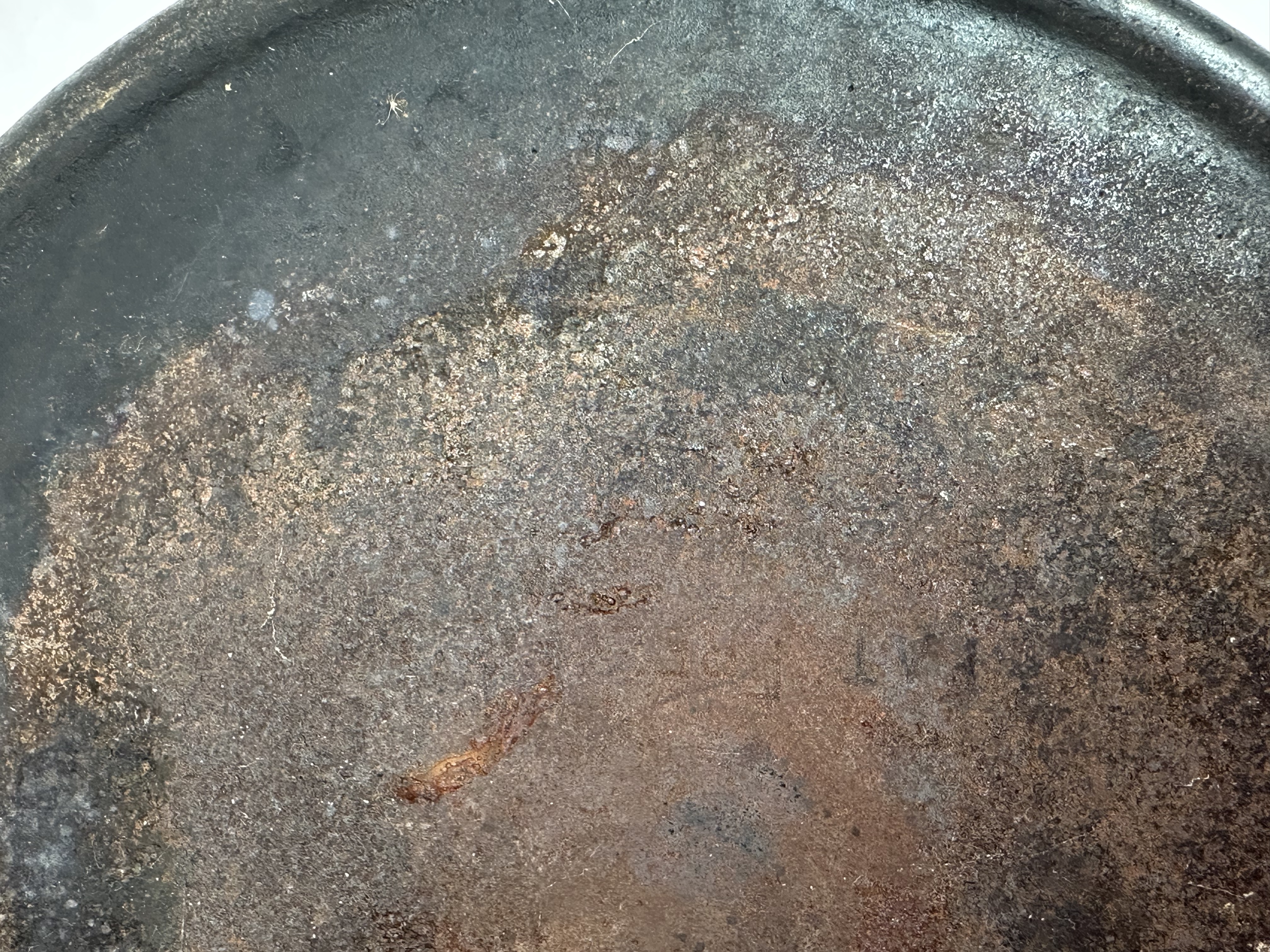 WAGNER CAST IRON ROUND GRIDDLE, VINTAGE