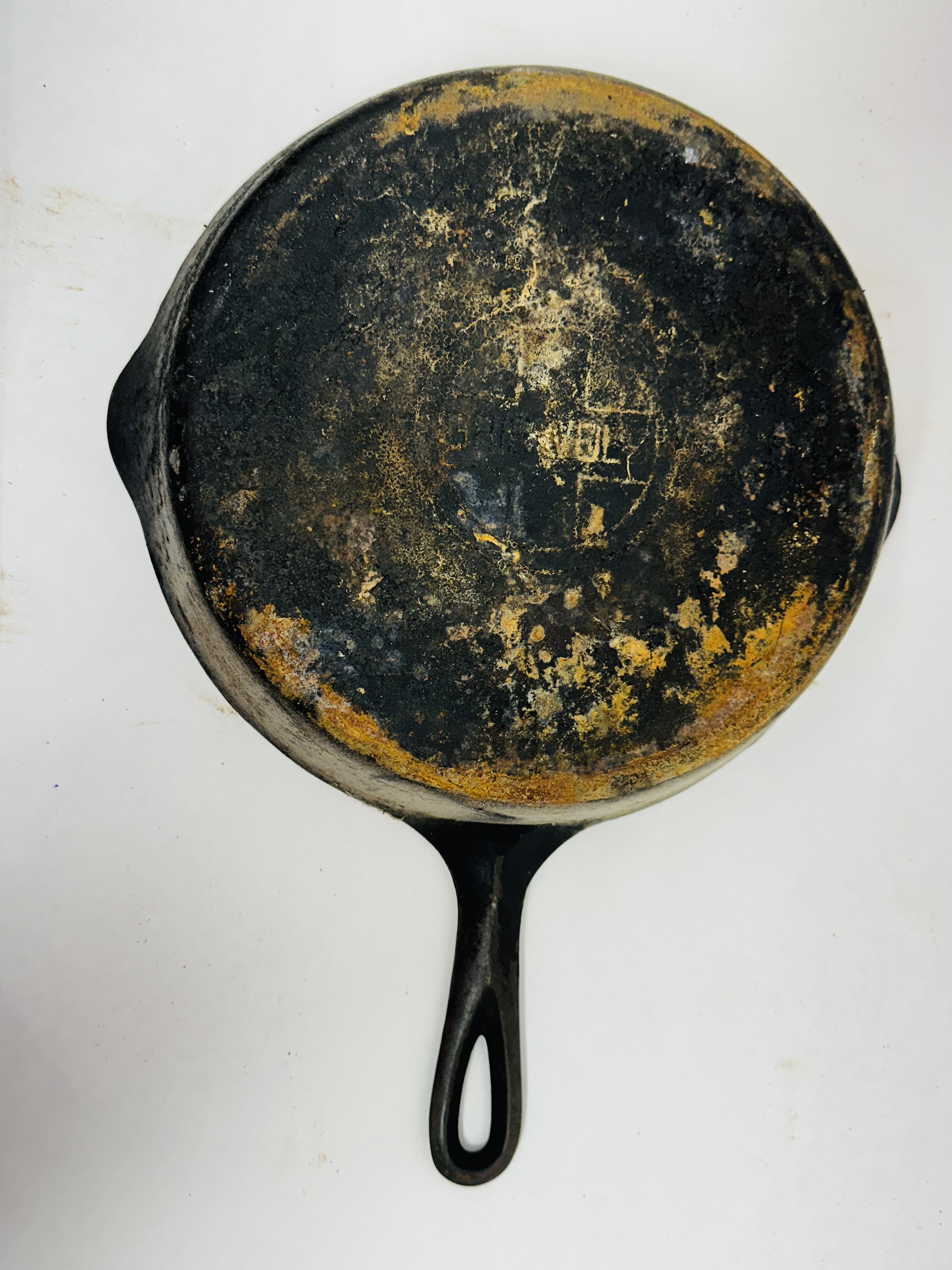 GRISWOLD CAST IRON SKILLET, 20TH CENTURY