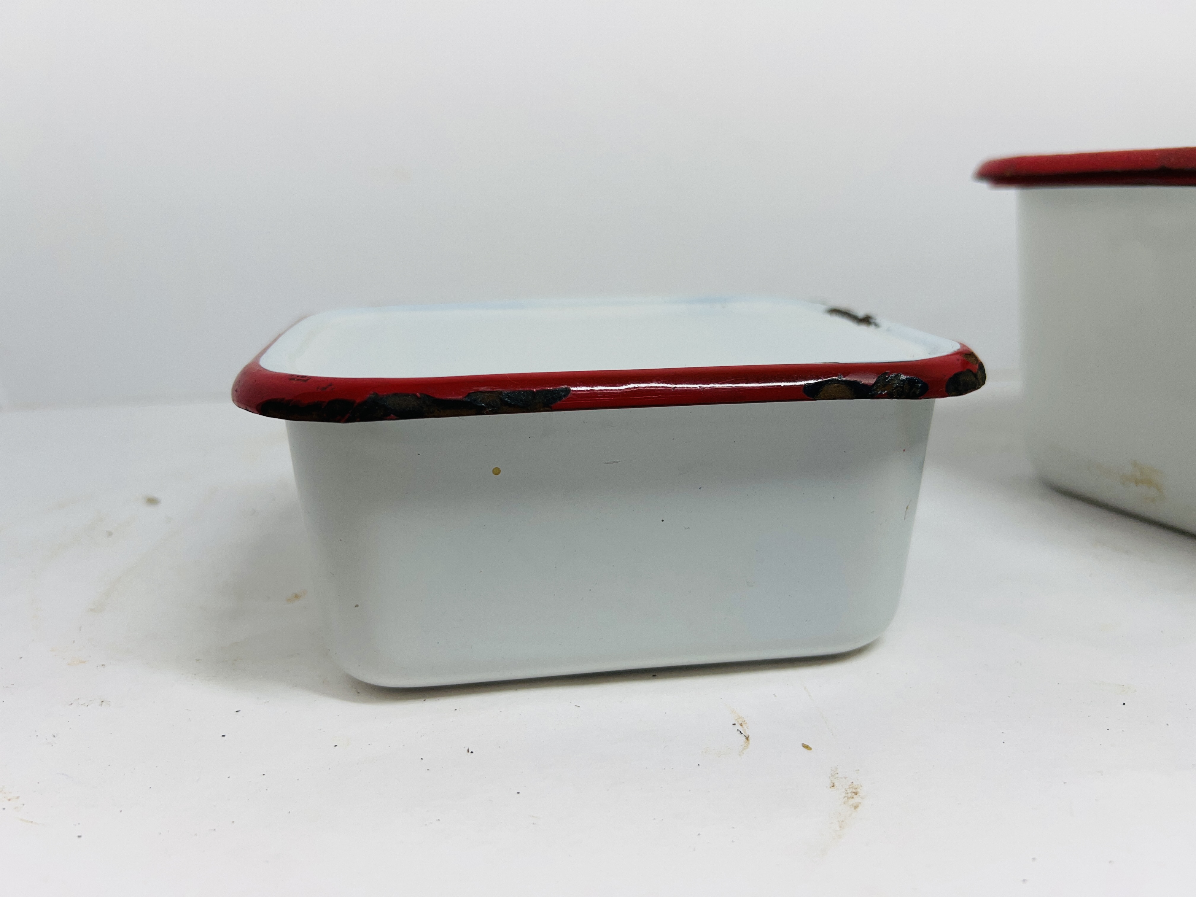 A PAIR OF ENAMELWARE REFRIGERATOR BOXES, MID-20TH CENTURY