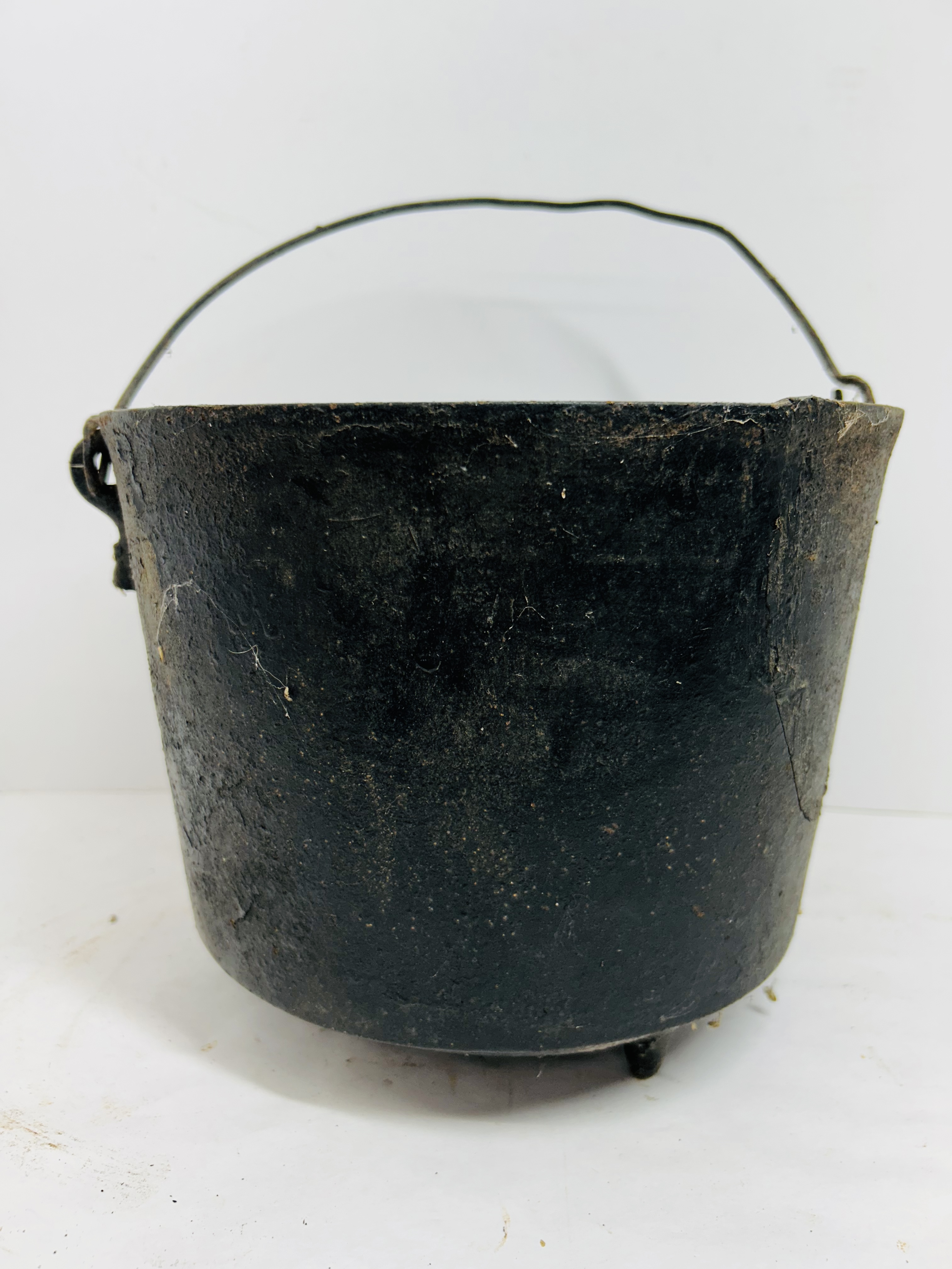 CAST IRON THREE-LEGGED CAULDRON, CIRCA 1900