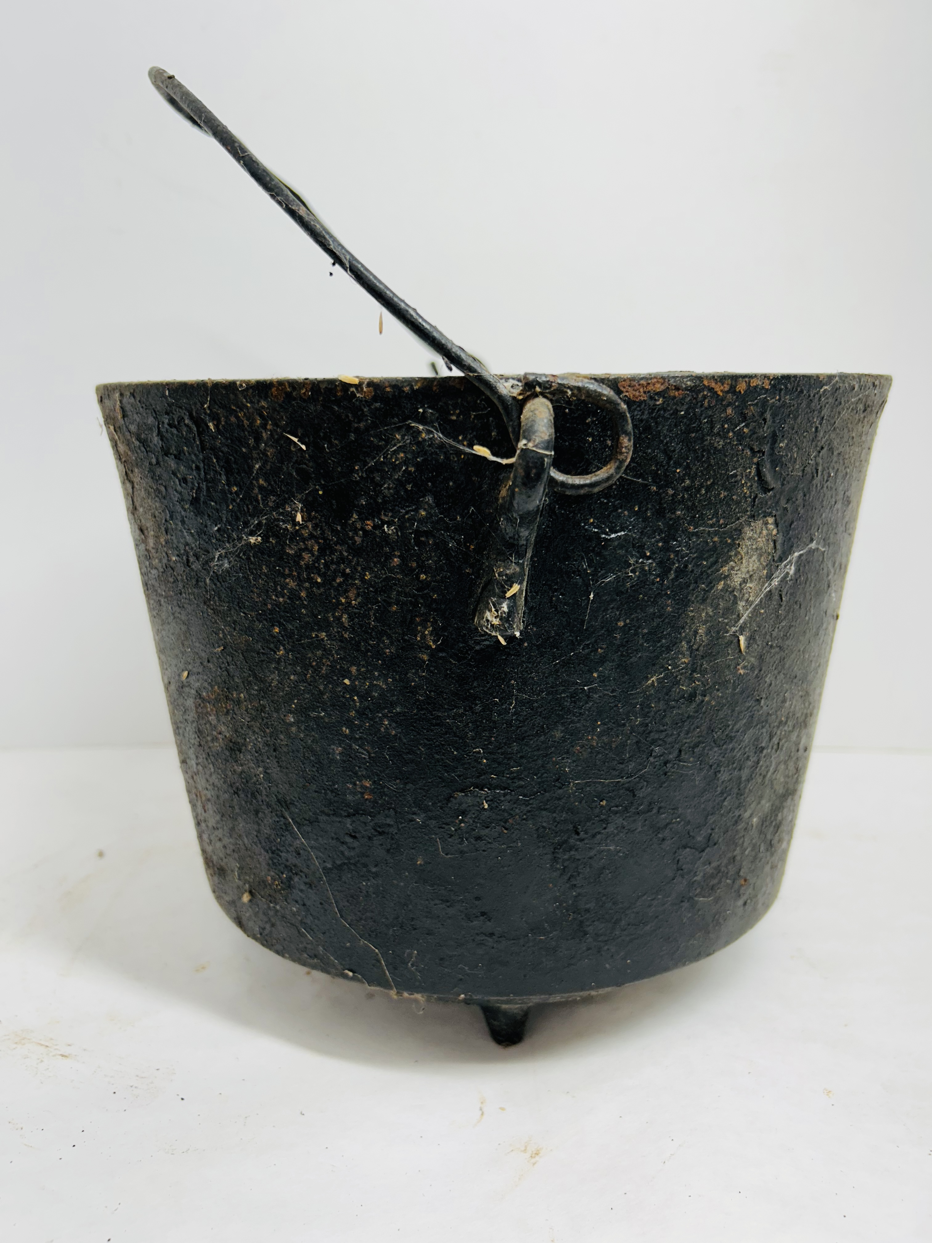 CAST IRON THREE-LEGGED CAULDRON, CIRCA 1900