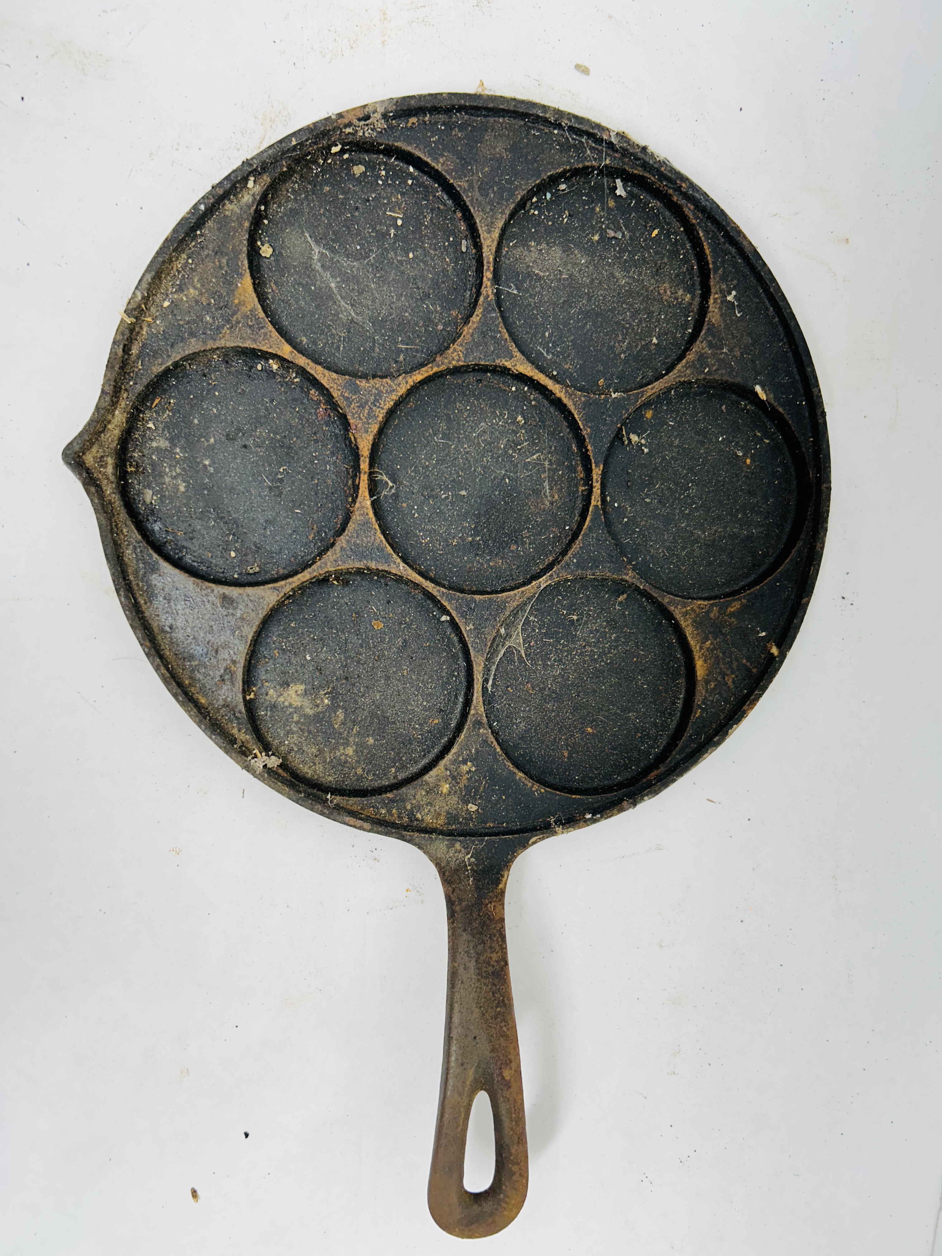GRISWOLD CAST IRON PLETT PAN, C. 1920