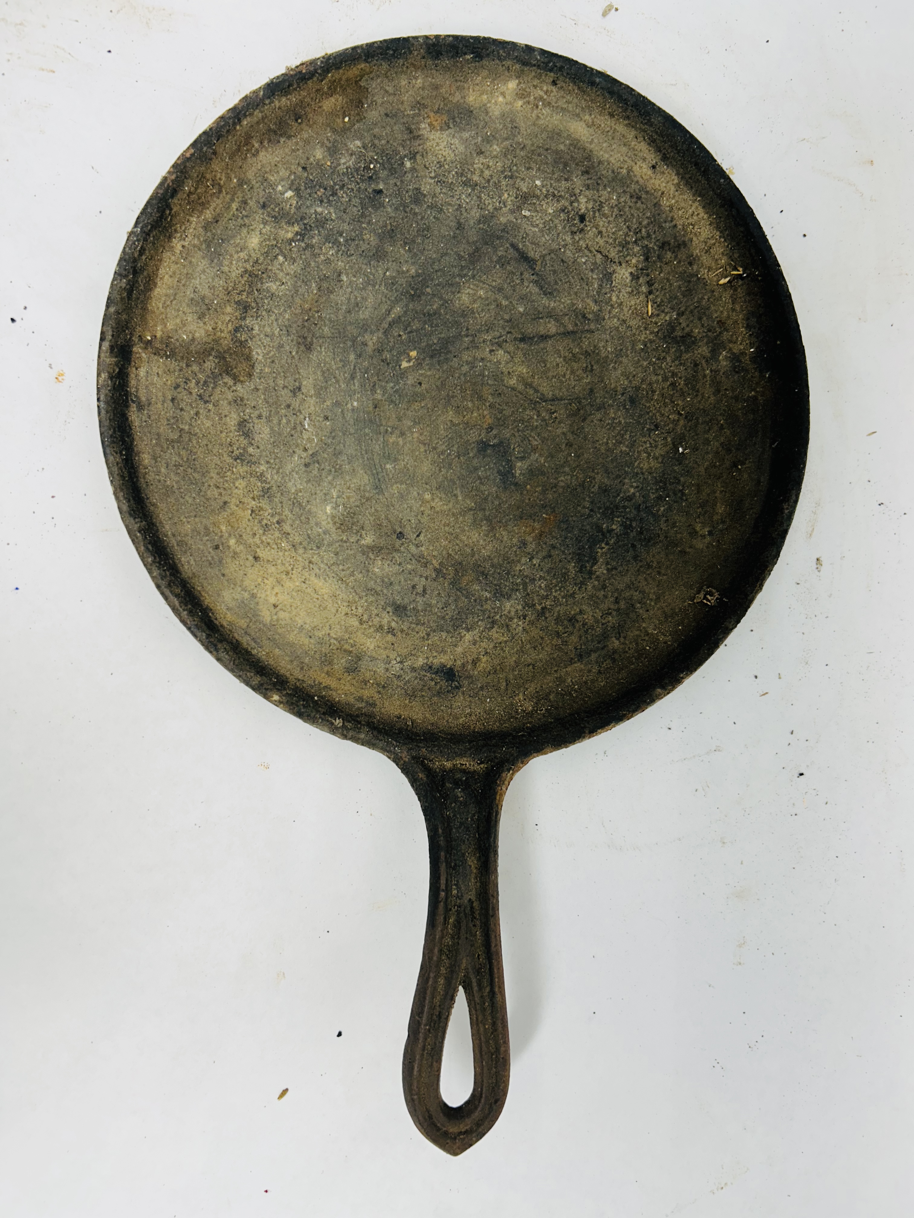 AMERICAN CAST IRON GRIDDLE, 19TH CENTURY