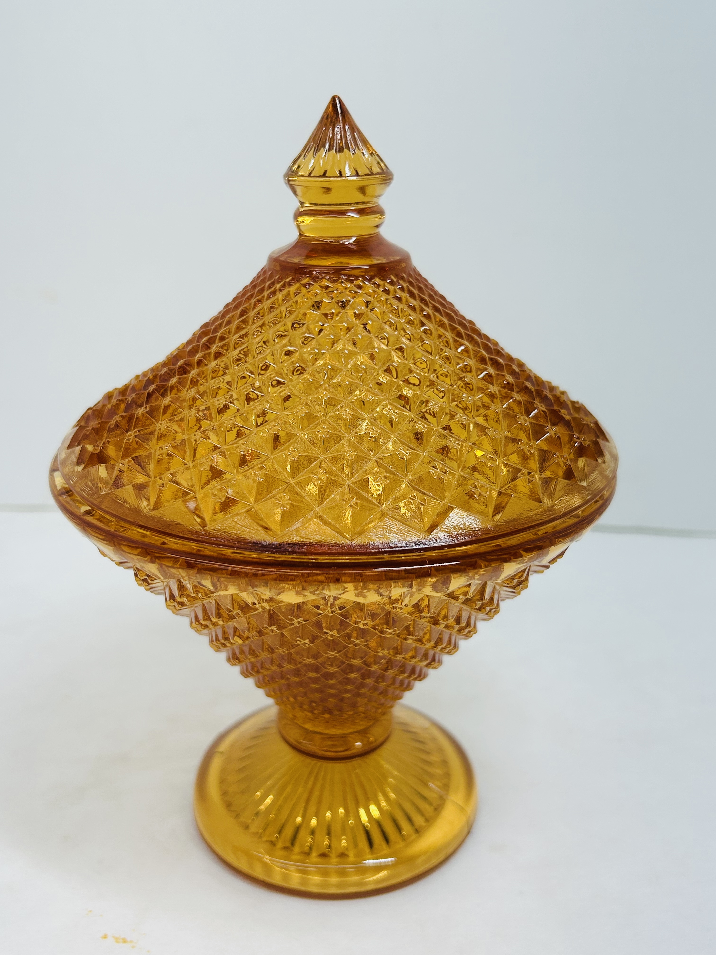 AMBER DIAMOND POINT GLASS DISH