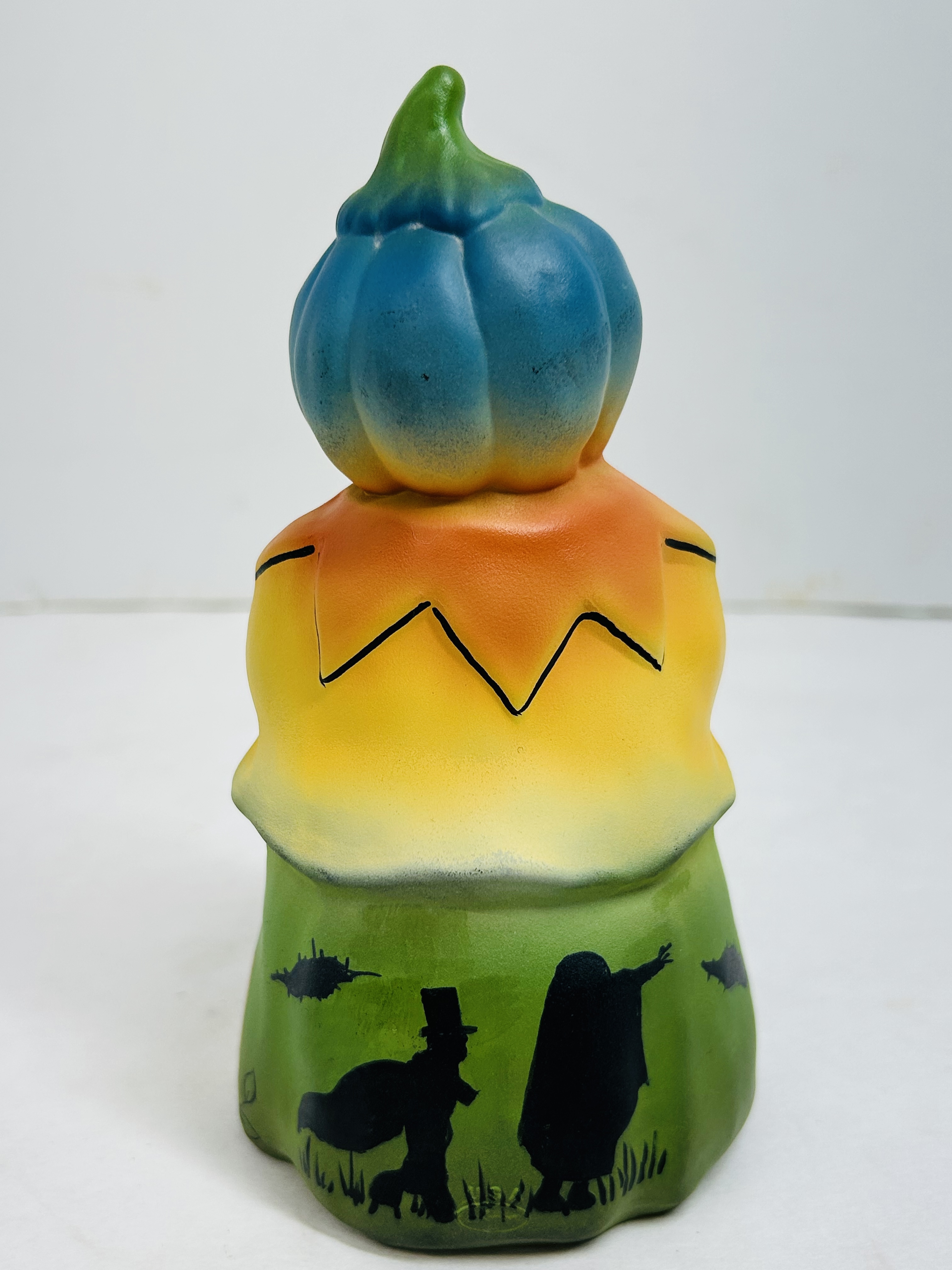 FENTON PUMPKIN HEAD GLASS FIGURINE, MODERN