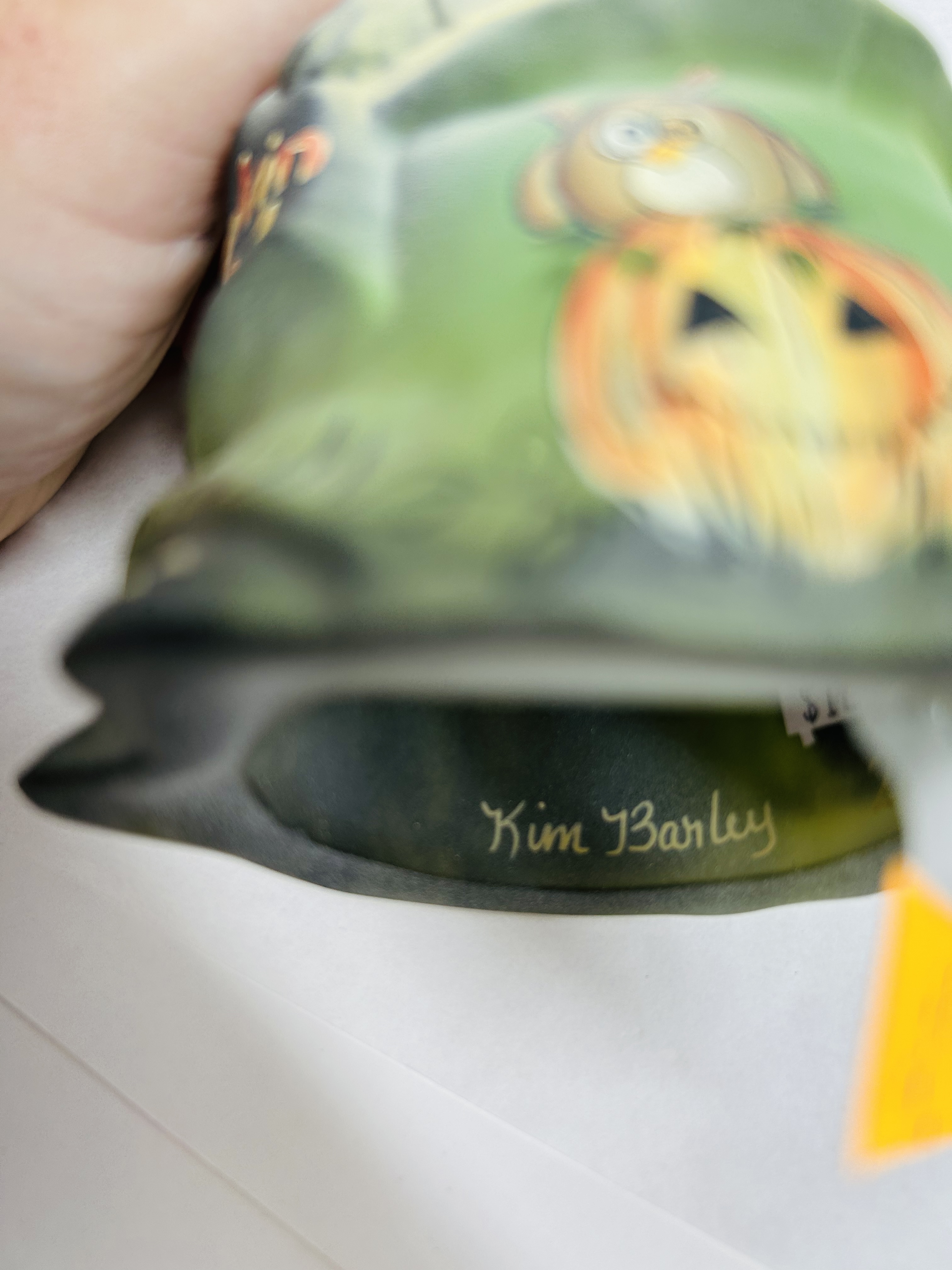 FENTON PUMPKIN HEAD GLASS FIGURINE, MODERN