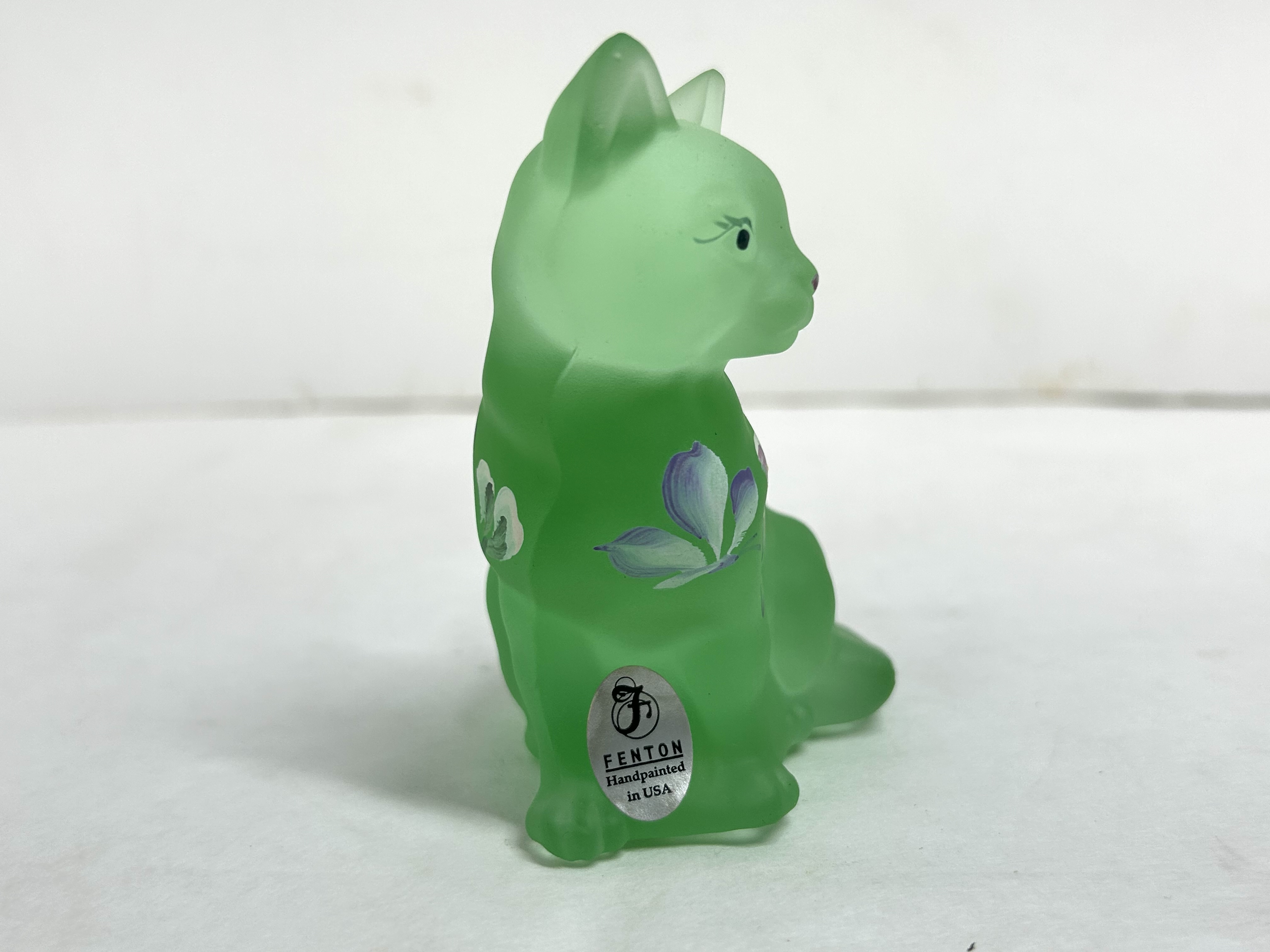 FENTON GREEN SATIN GLASS CAT, 1980S