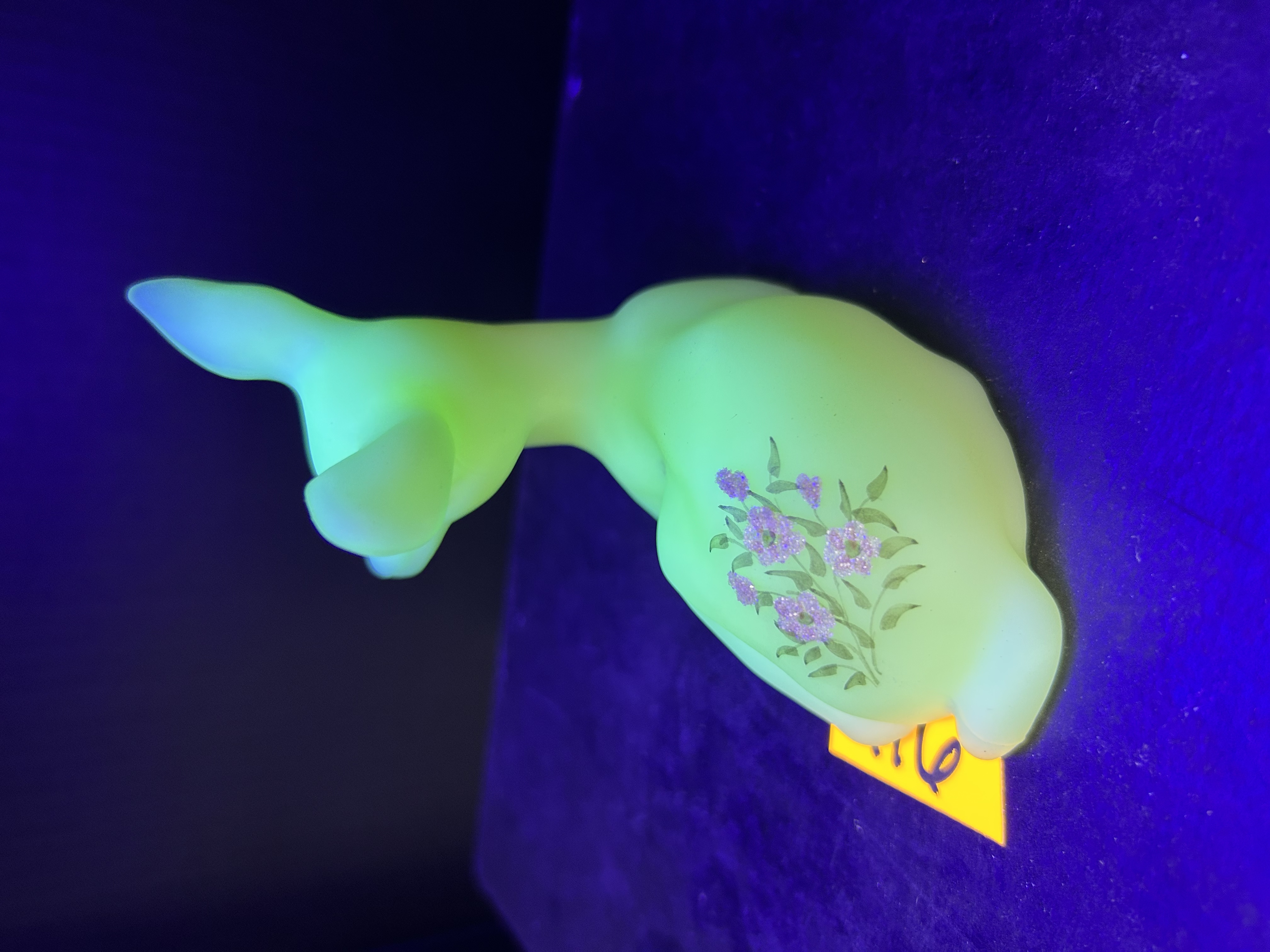 FENTON URANIUM GLASS FAWN, CIRCA 1980