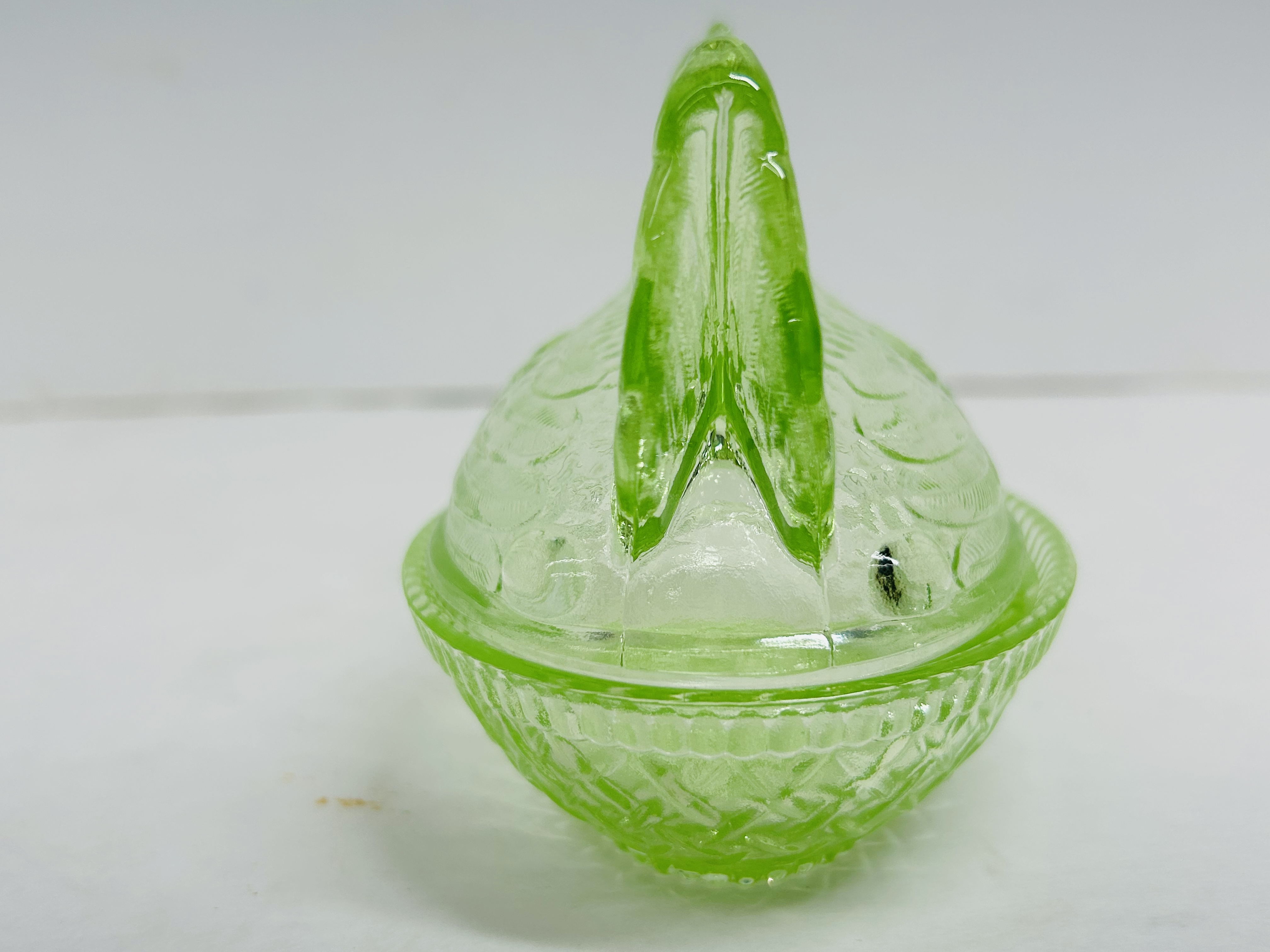 LIME GREEN GLASS HEN ON NEST