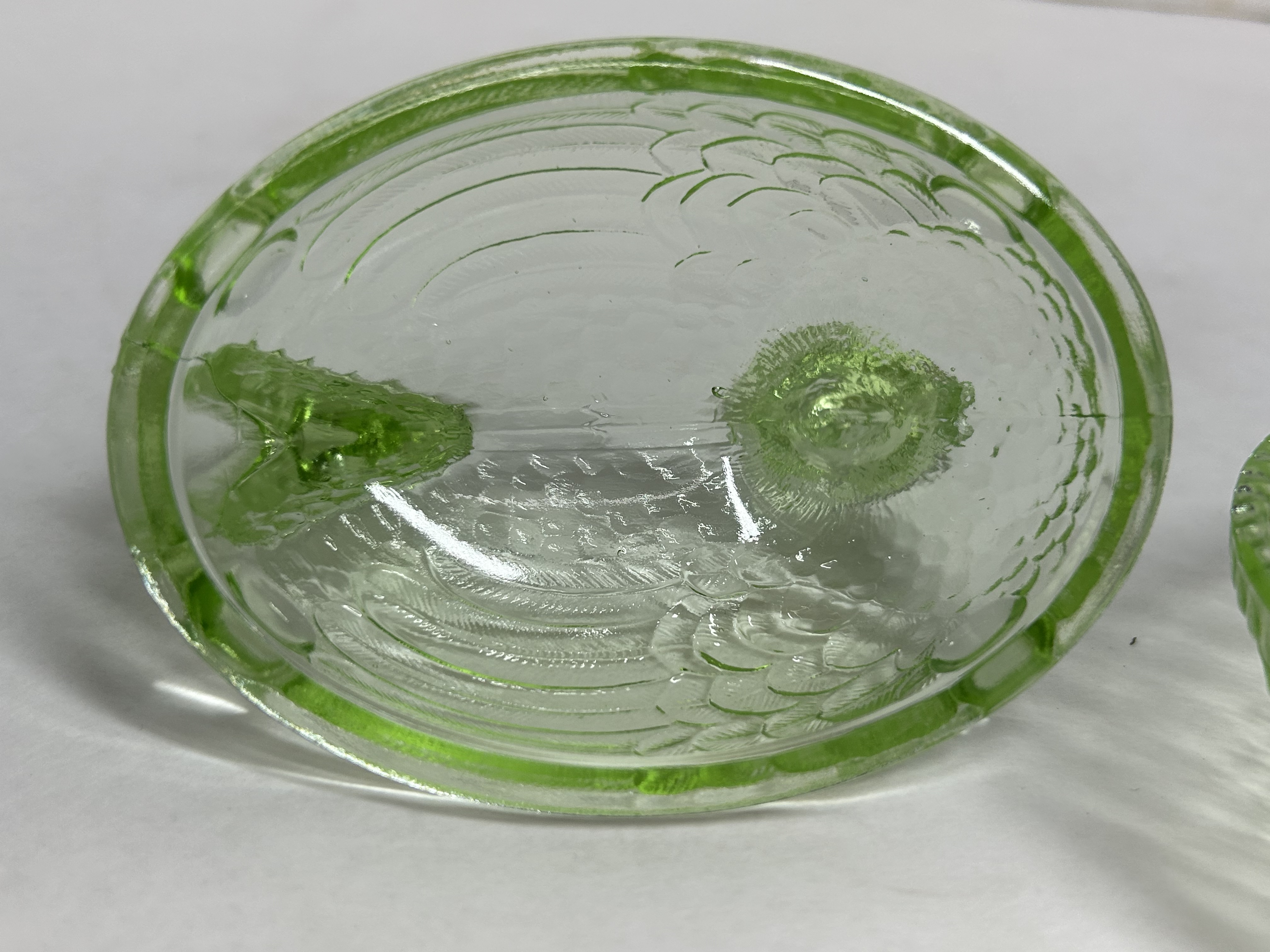 LIME GREEN GLASS HEN ON NEST