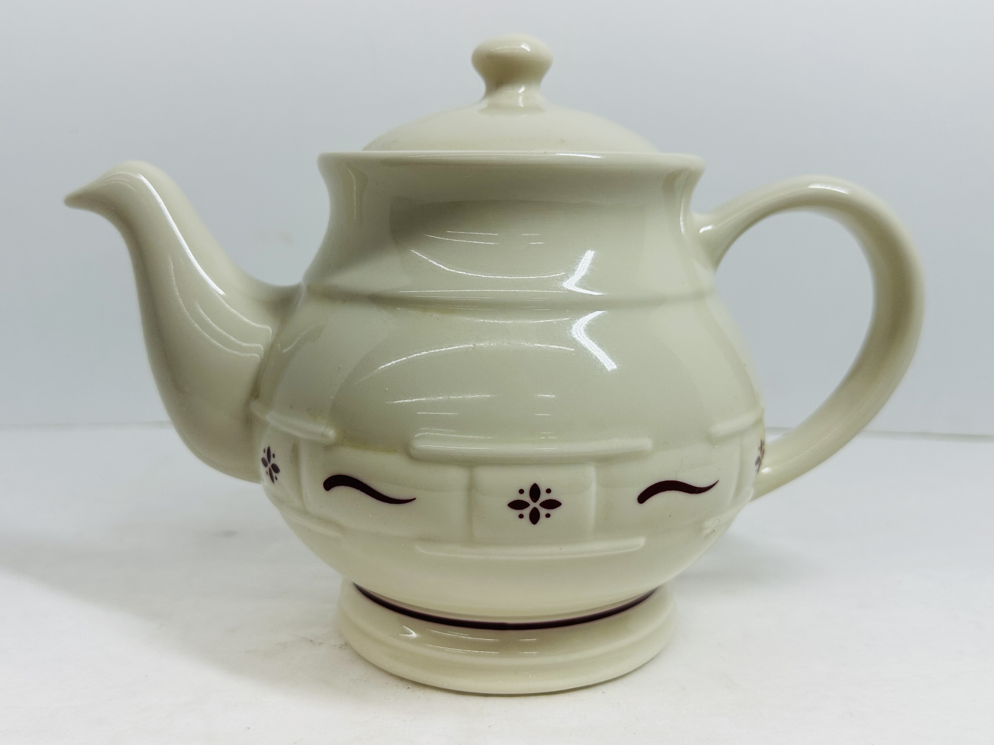 LONGABERGER STYLE CERAMIC TEAPOT MODERN