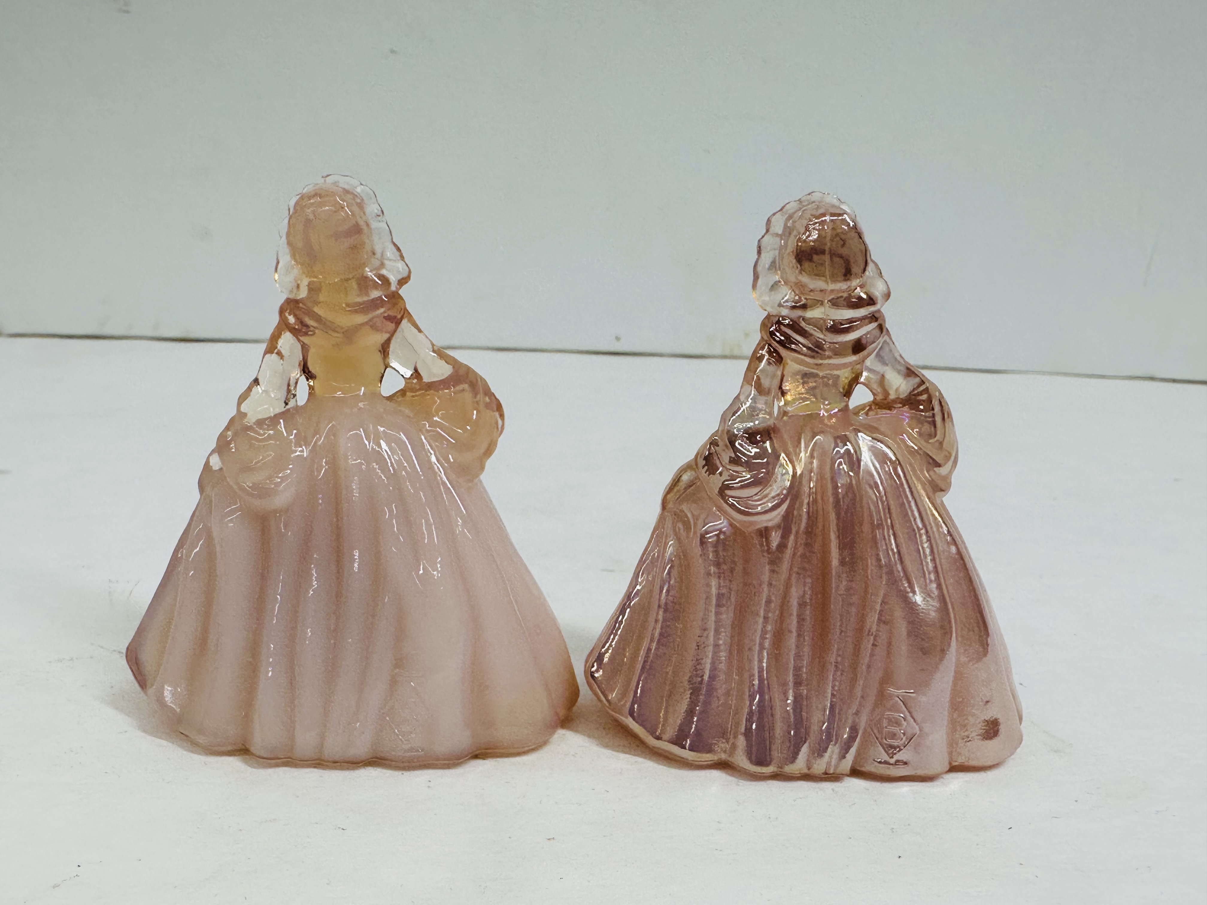 BOYD SOUTHERN BELL PINK FIGURINES, 1998