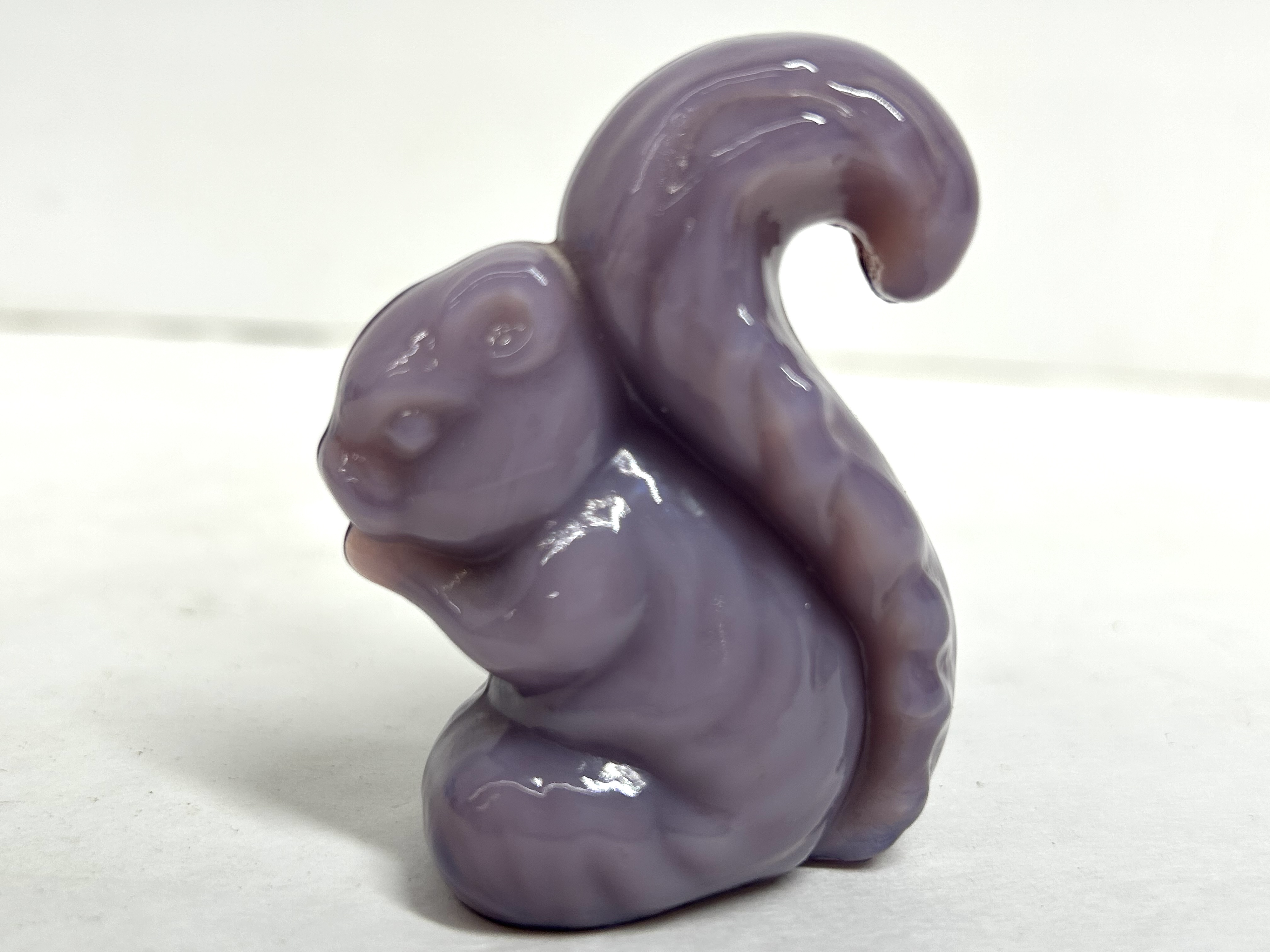 BOYD PURPLE SLAG GLASS SQUIRREL FIGURINE