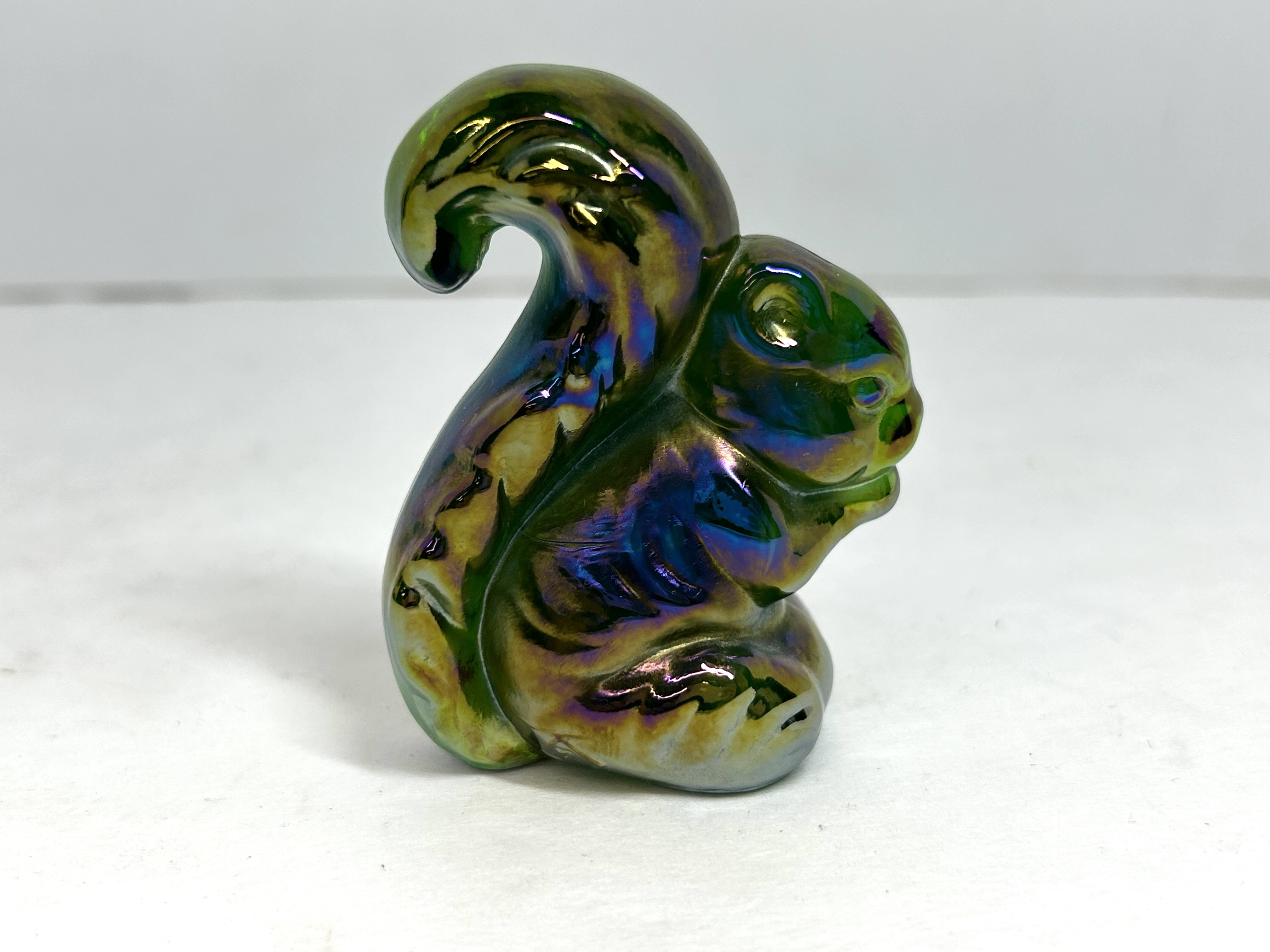 BOYD GREEN CARNIVAL GLASS SQUIRREL, VINTAGE