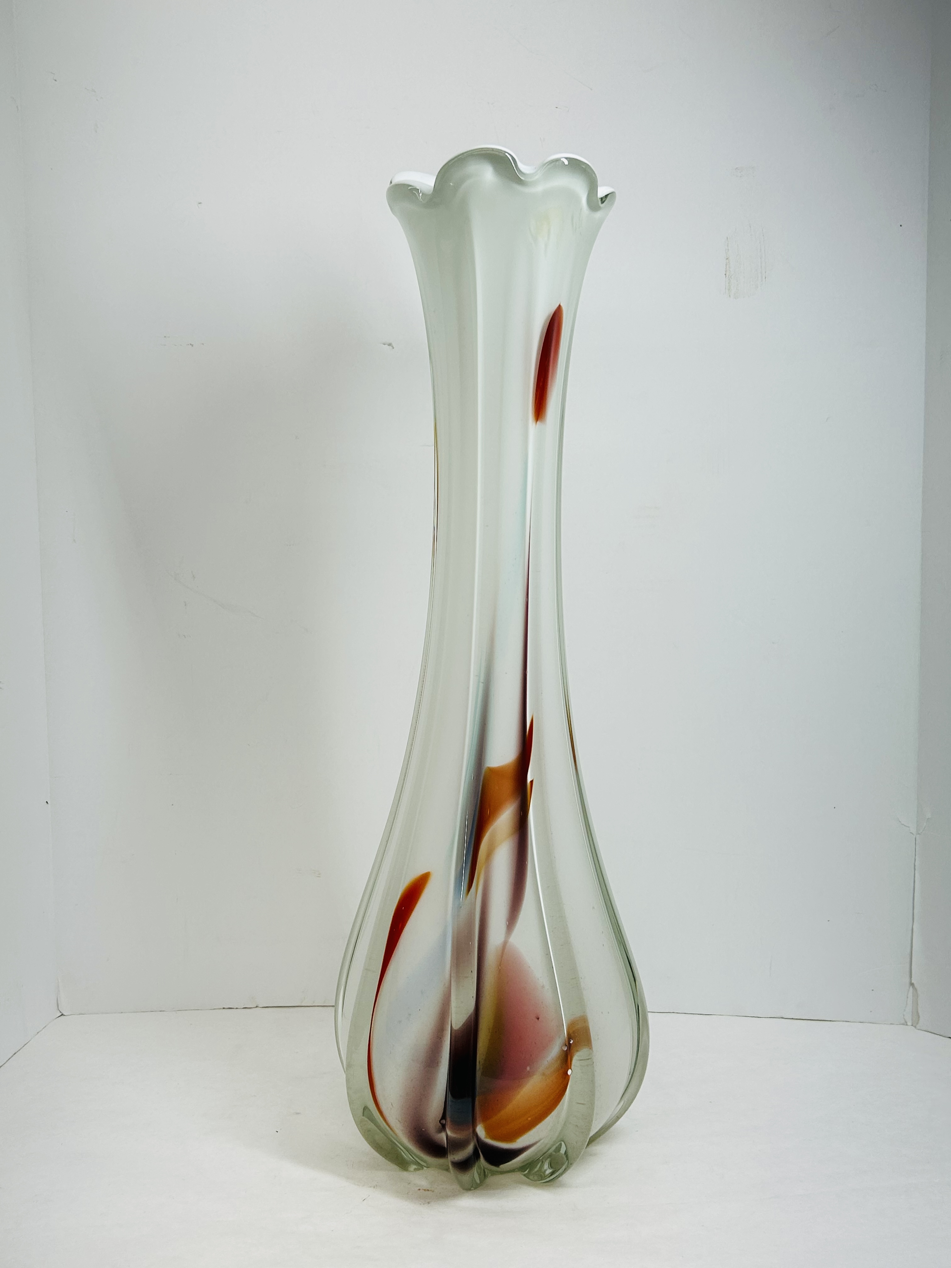 MURANO STYLE GLASS VASE, CIRCA 1960