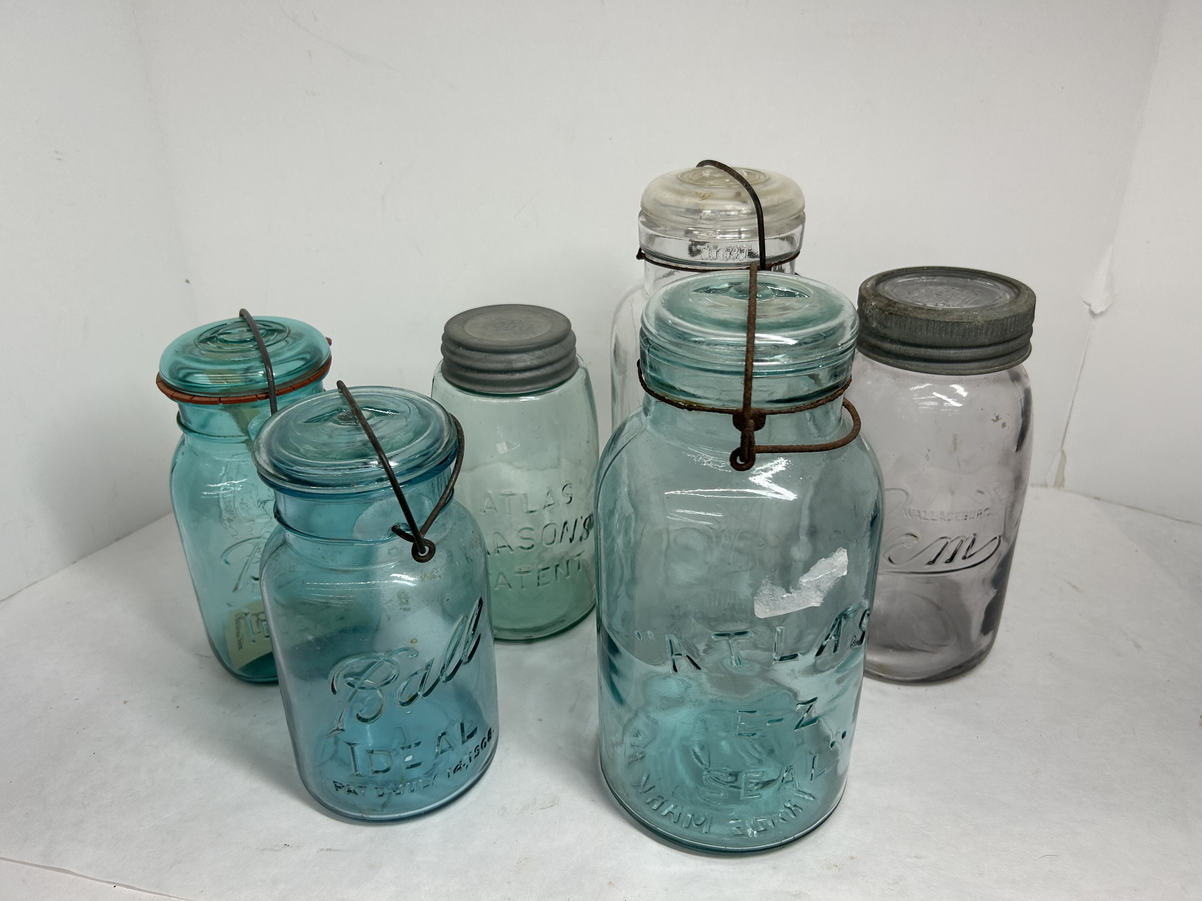 SIX VARIOUS GLASS CANNING JARS, 20TH CENTURY