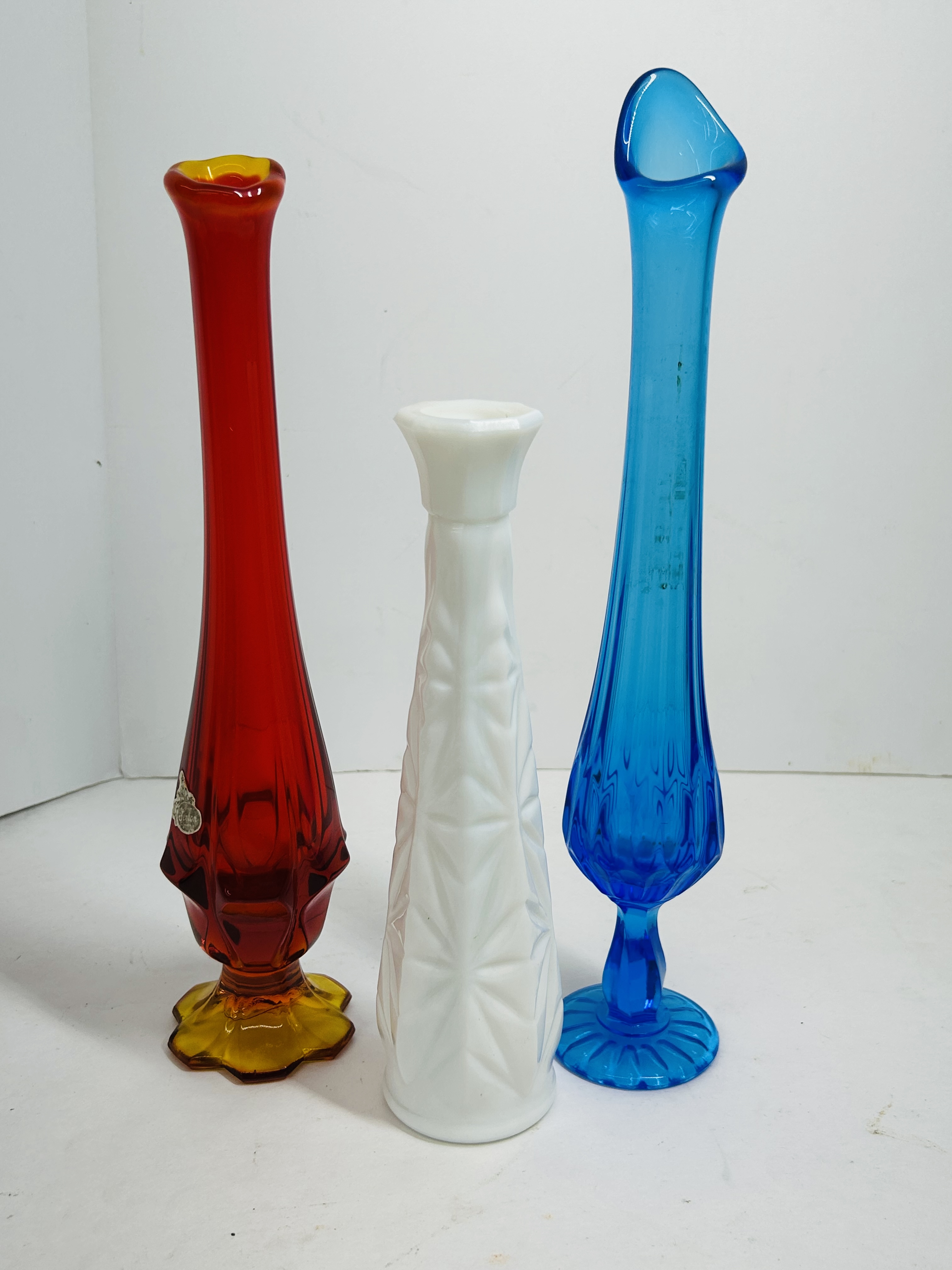 FENTON AND VINTAGE GLASS VASES, 1990S
