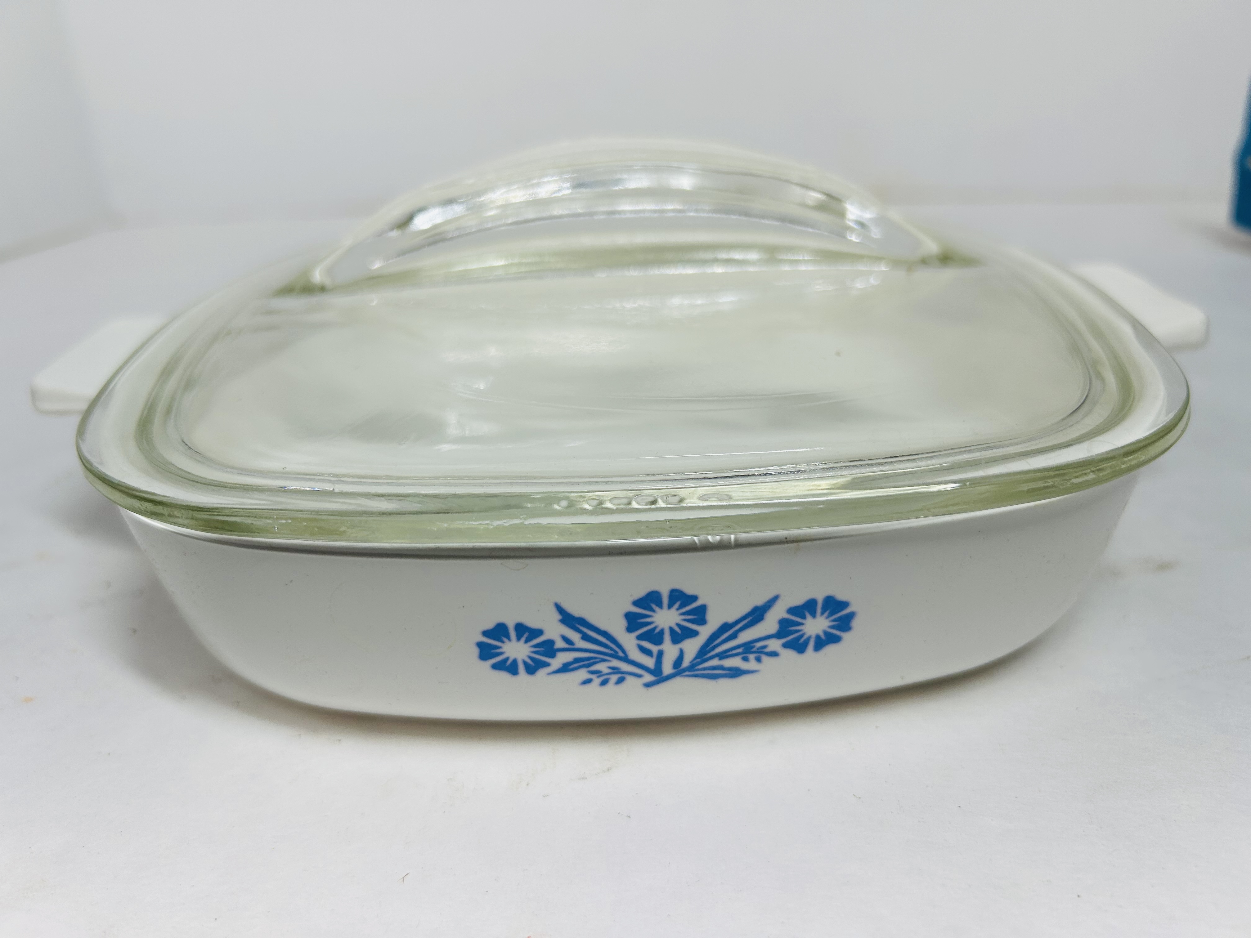 CORNING WARE PYROCERAM SKILLET, CIRCA 1960S