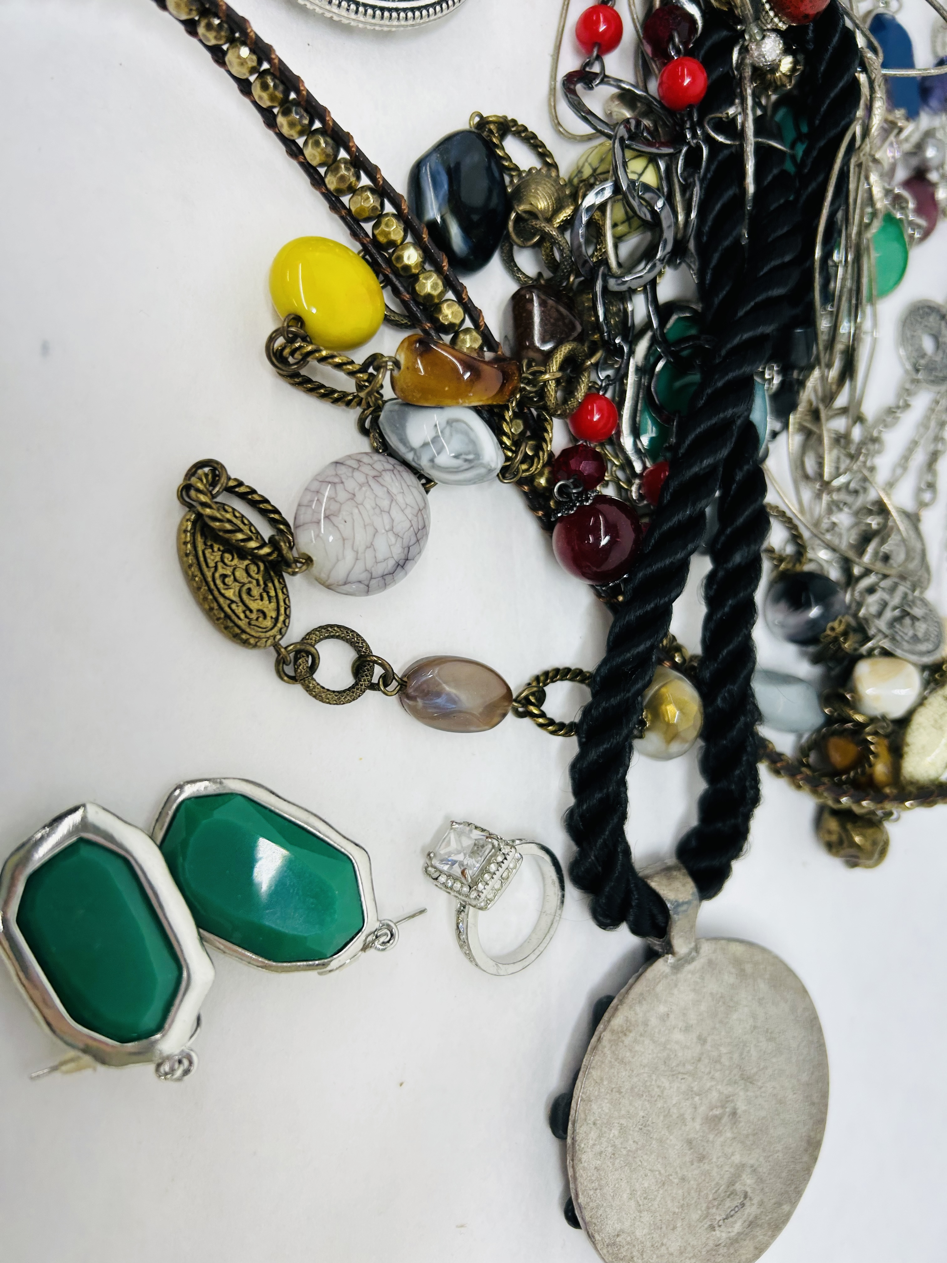CHICO'S AND MIXED MEDIA JEWELRY, MODERN