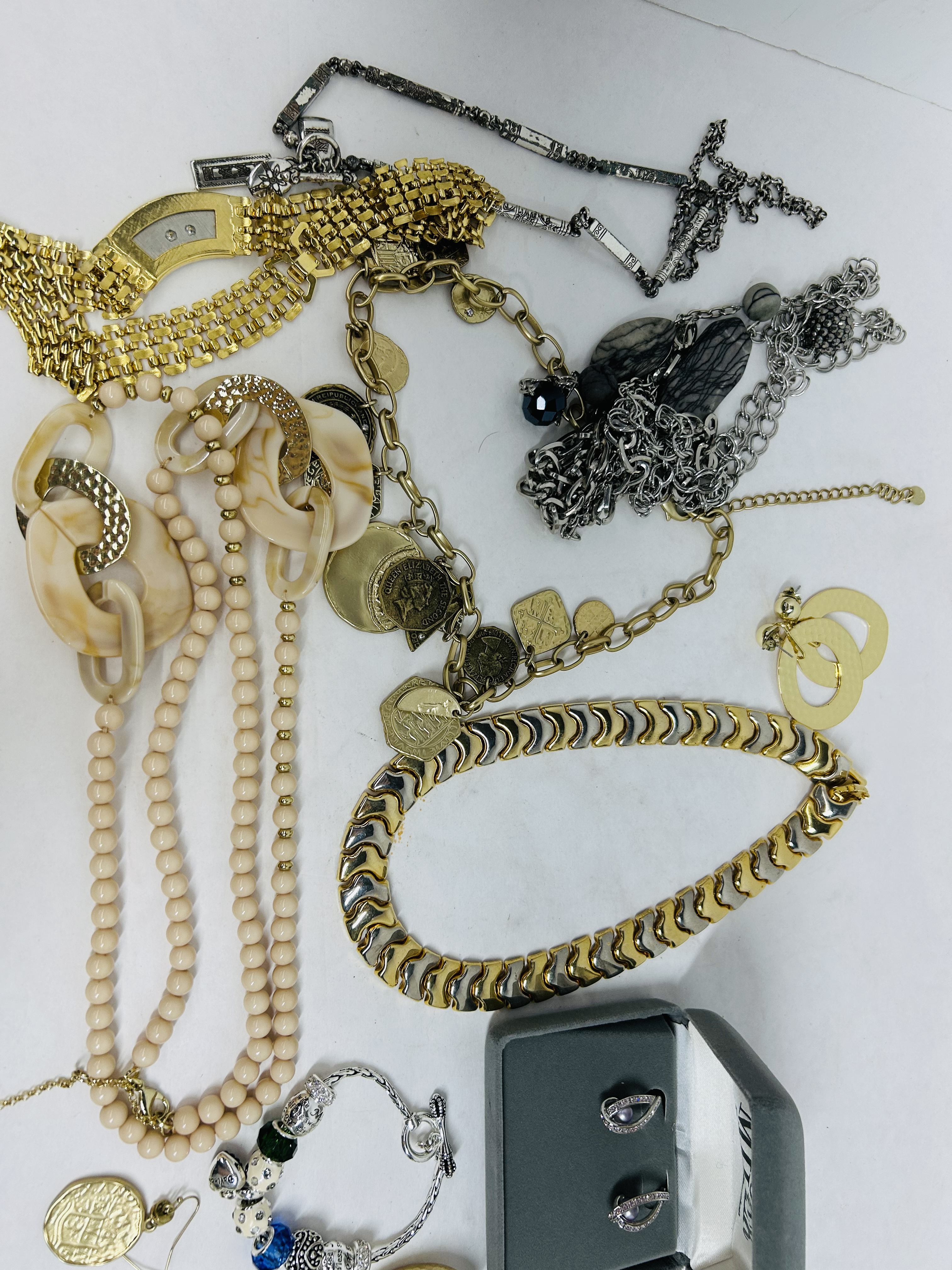 SIGNED ASSORTED COSTUME JEWELRY, CONTEMPORARY