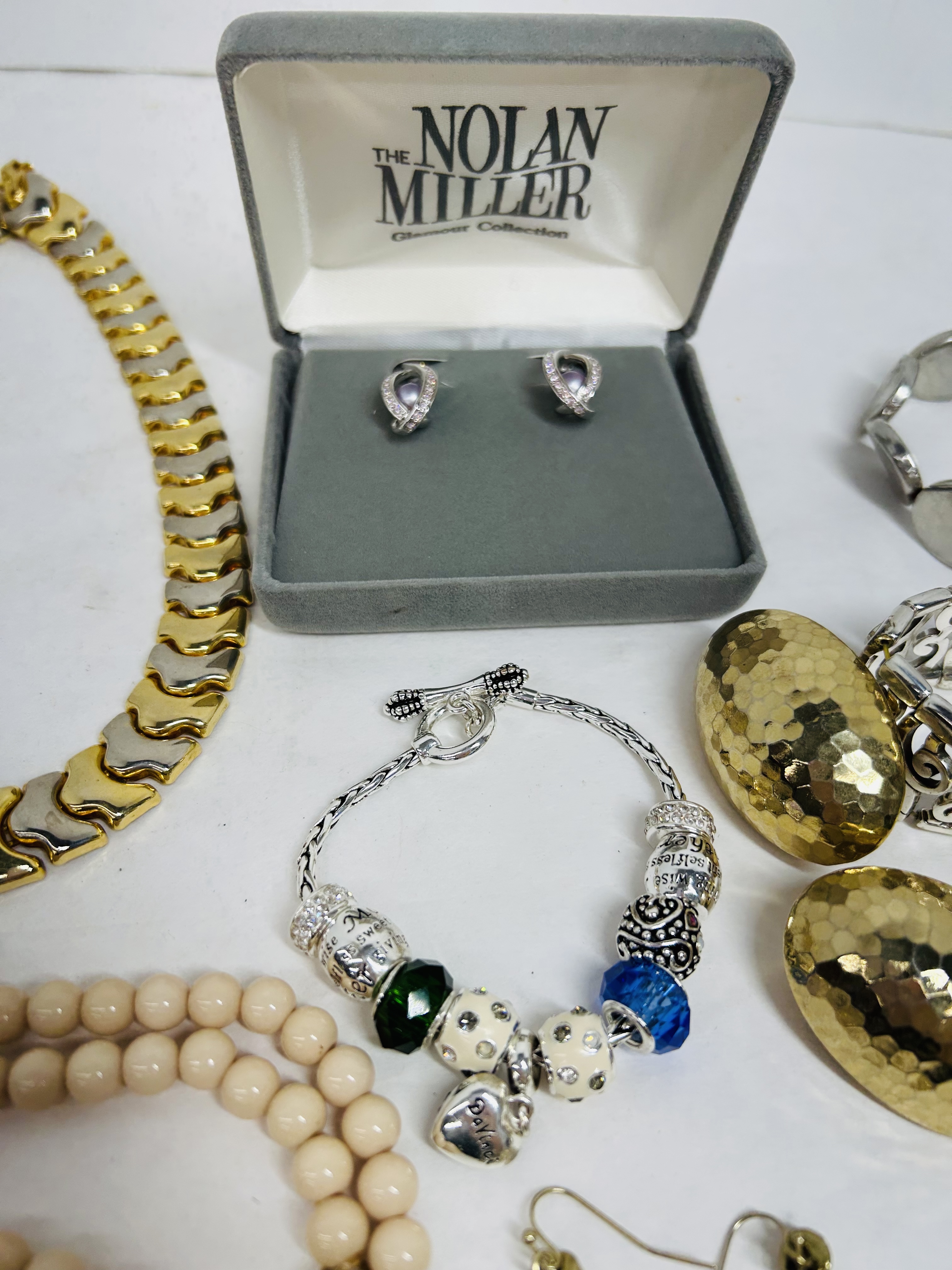 SIGNED ASSORTED COSTUME JEWELRY, CONTEMPORARY