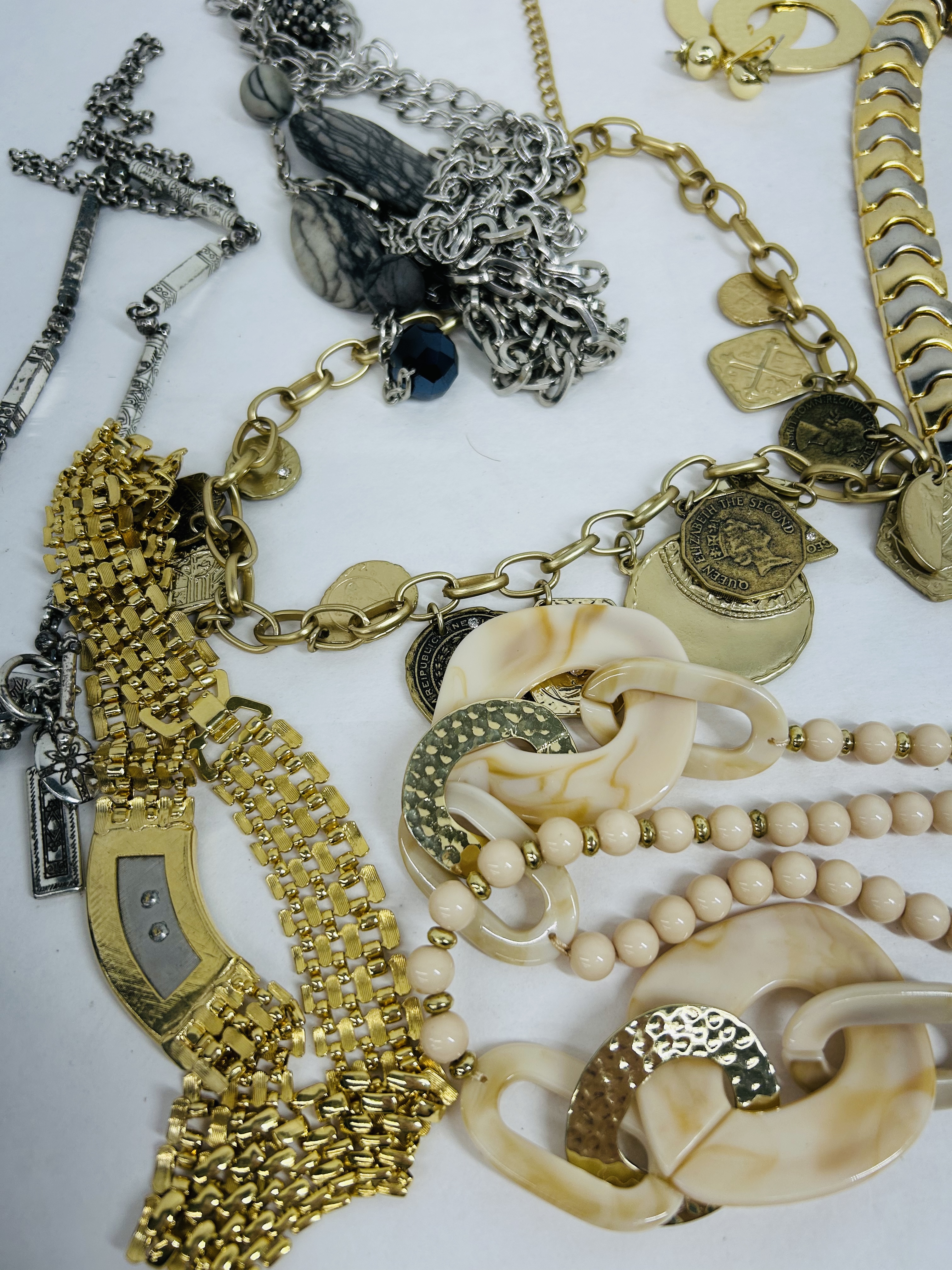 SIGNED ASSORTED COSTUME JEWELRY, CONTEMPORARY