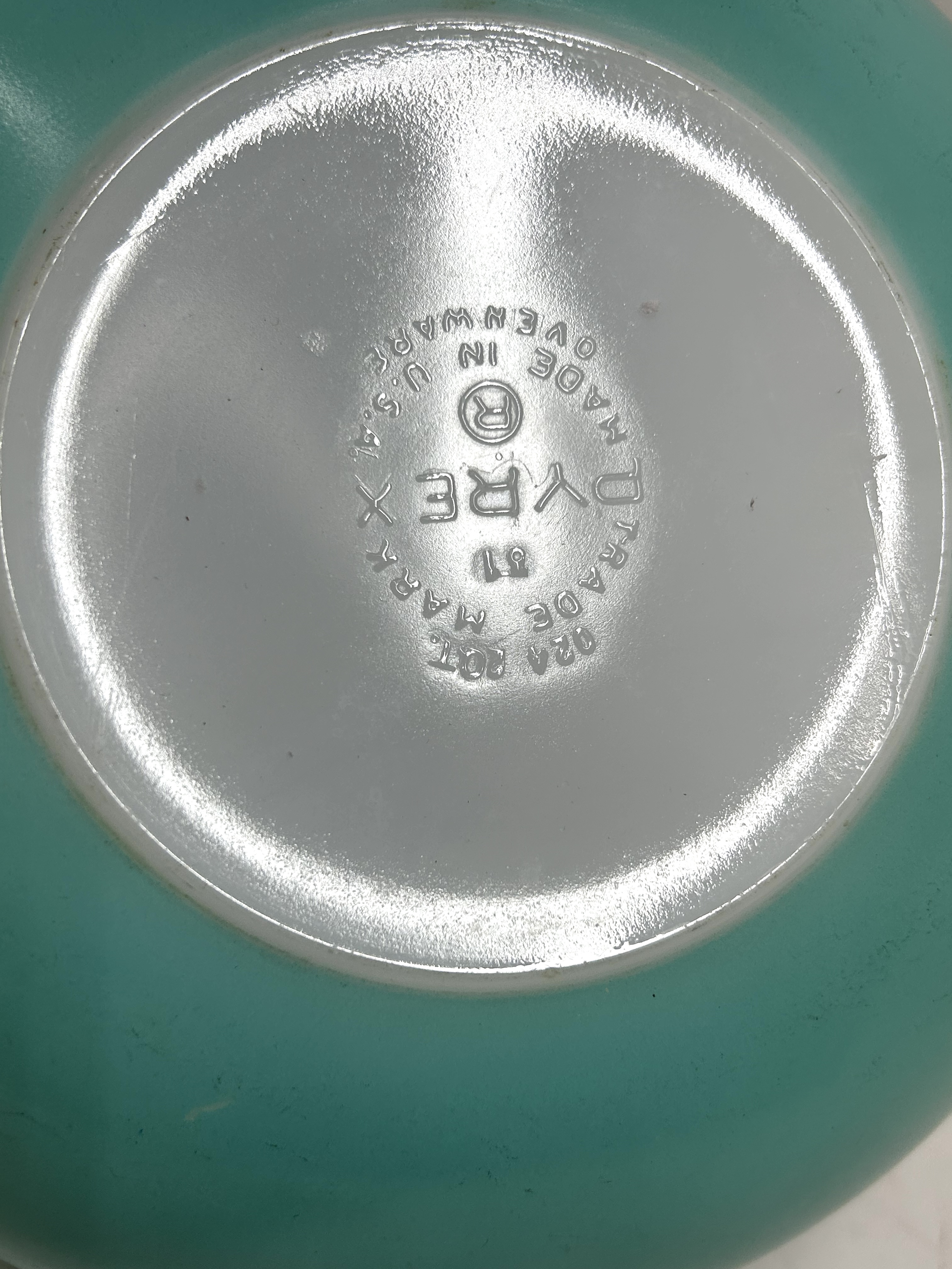 PYREX TURQUOISE GLASS CASSEROLE, VINTAGE