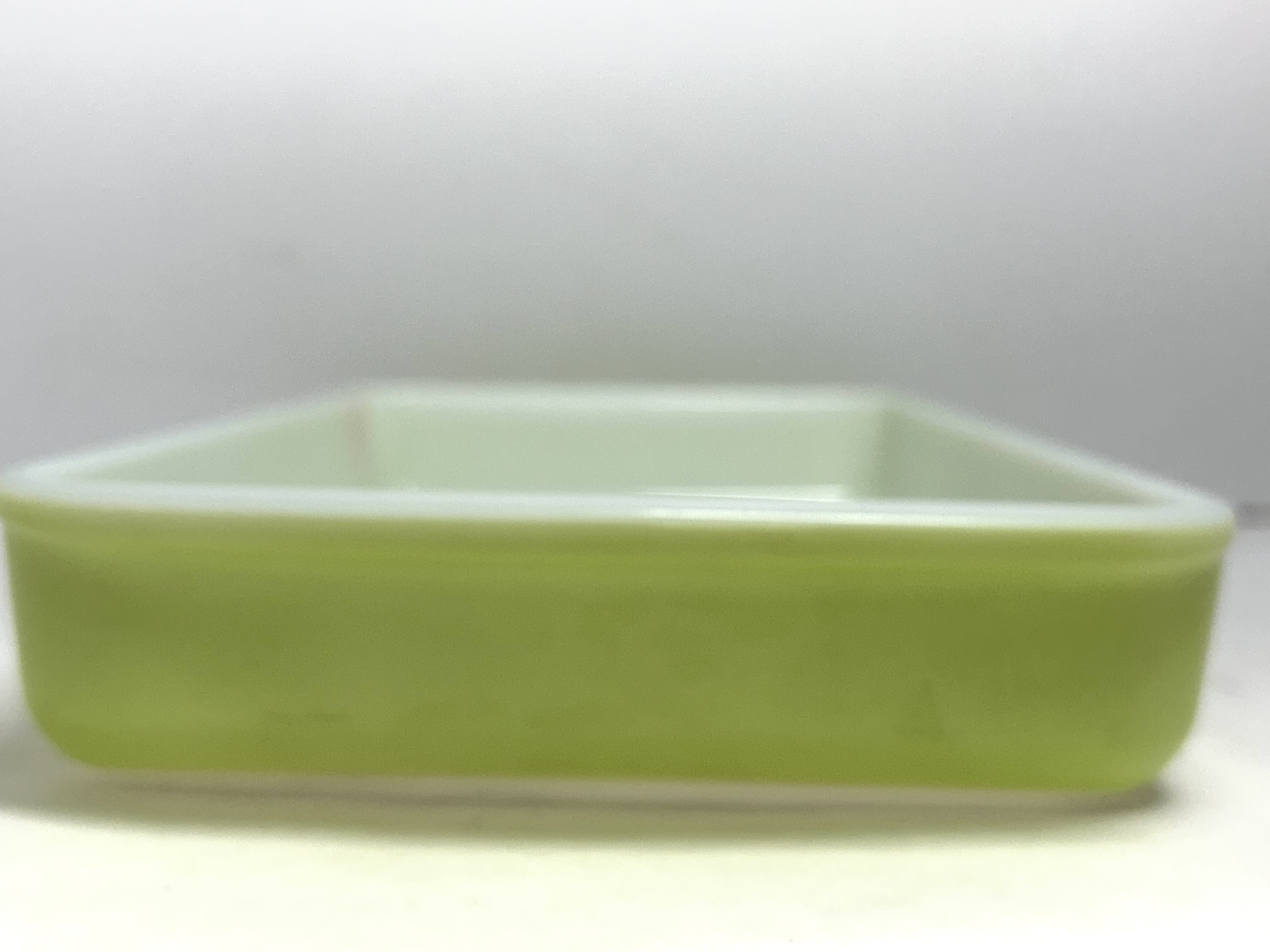PYREX LIME GREEN GLASS DISH, 1950S