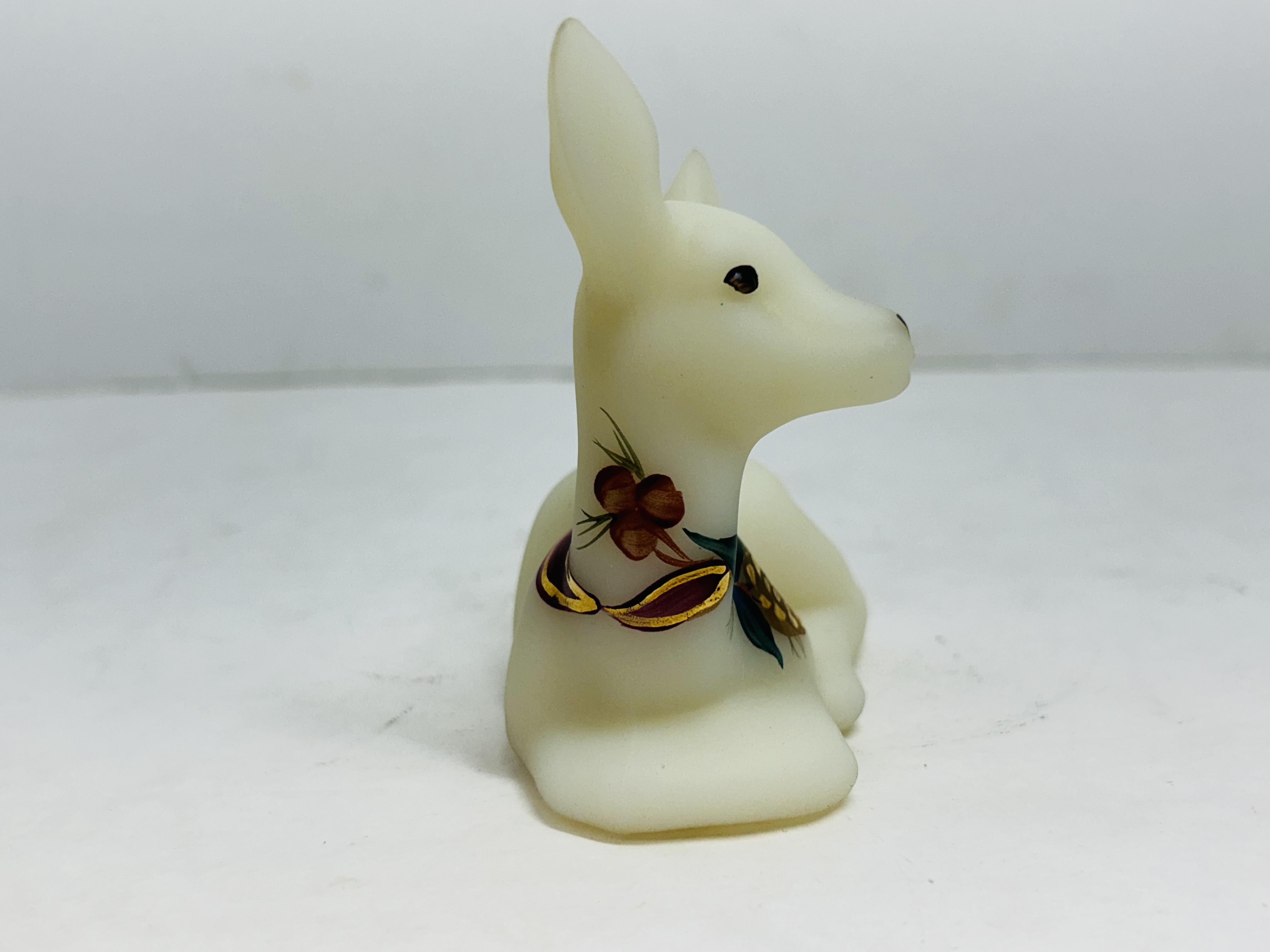 FENTON CUSTARD SATIN GLASS FAWN