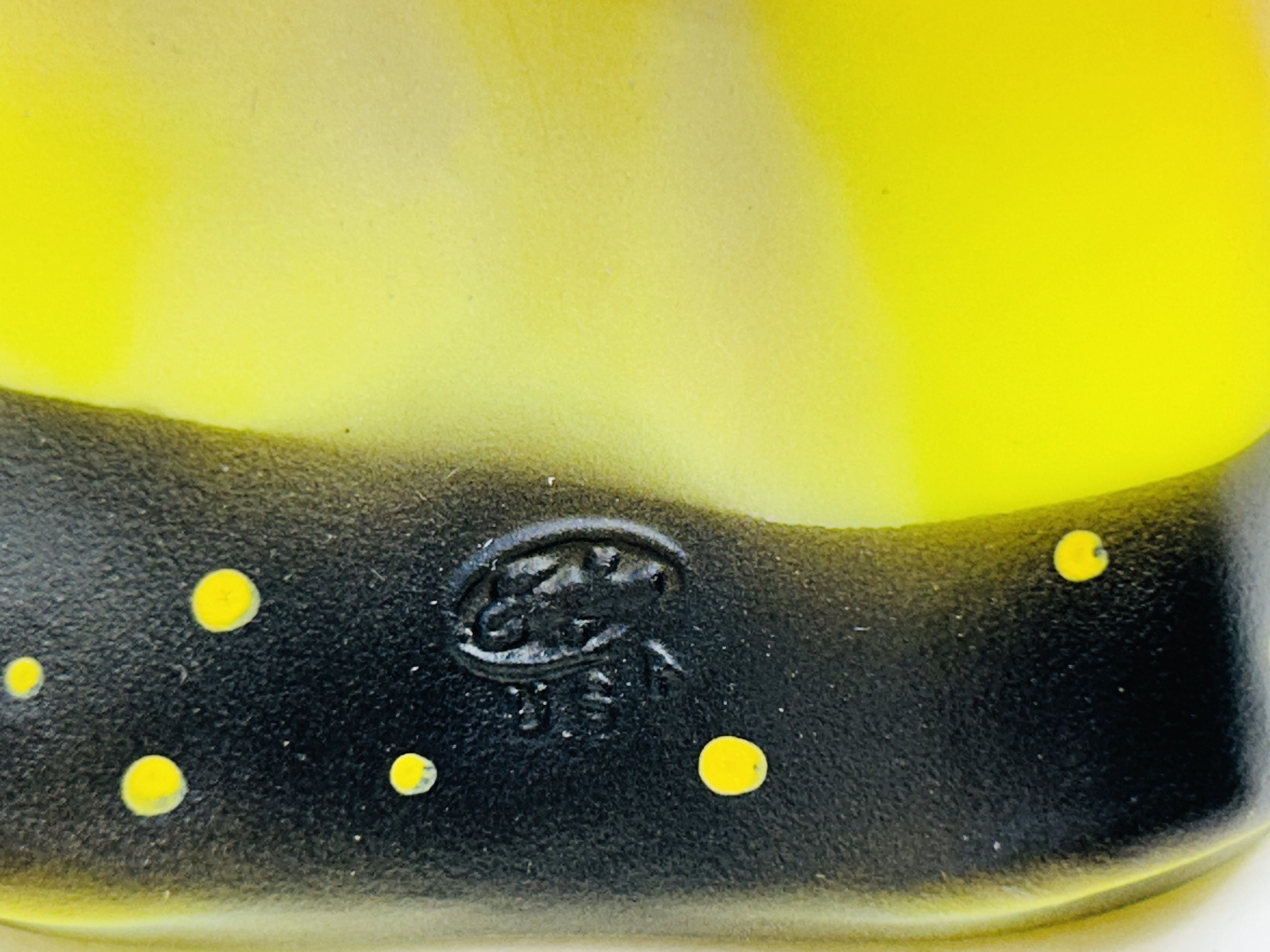 FENTON BURMESE GLASS GHOST, 2006
