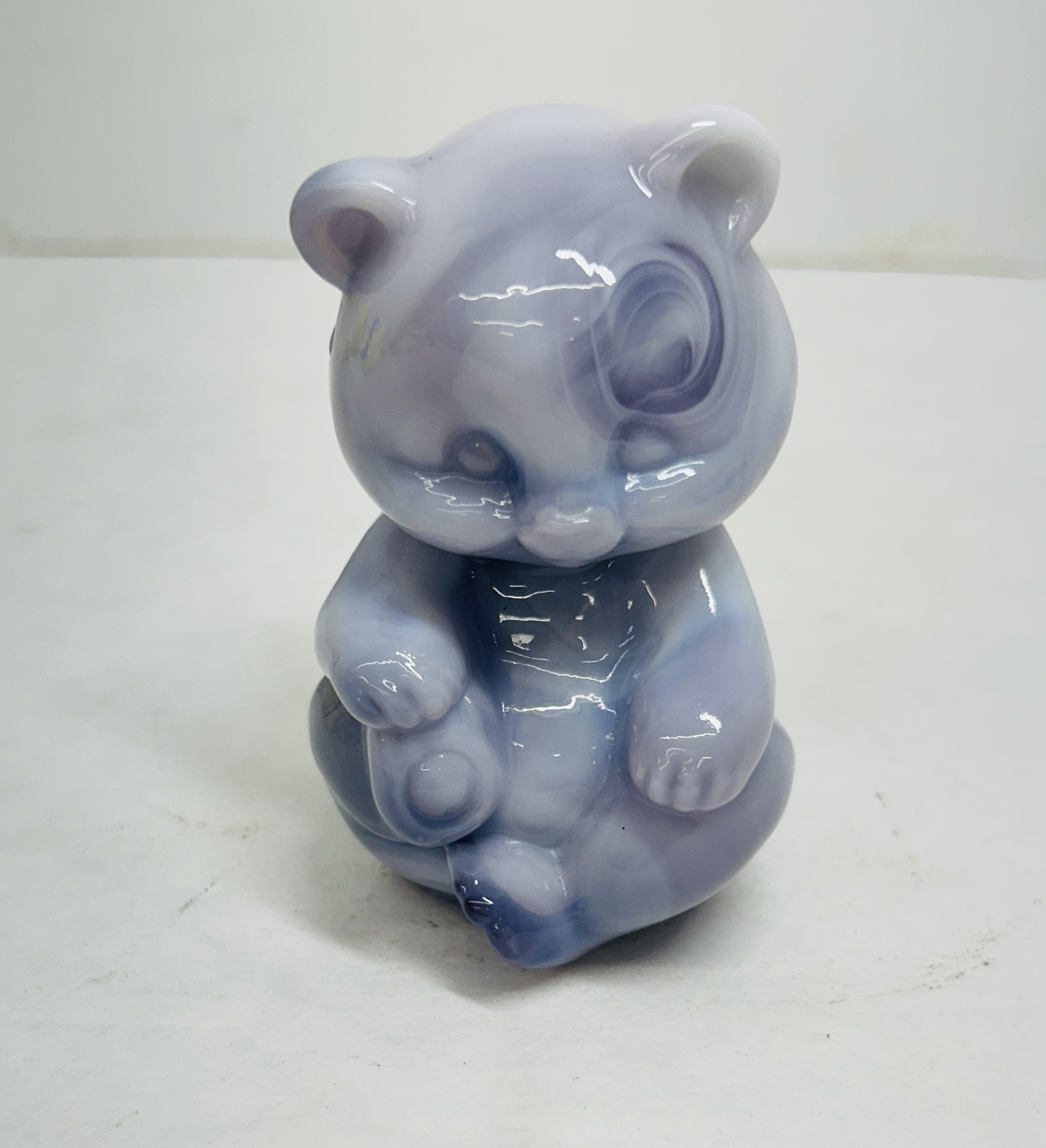 FENTON SLAG GLASS BEAR, C. 1970