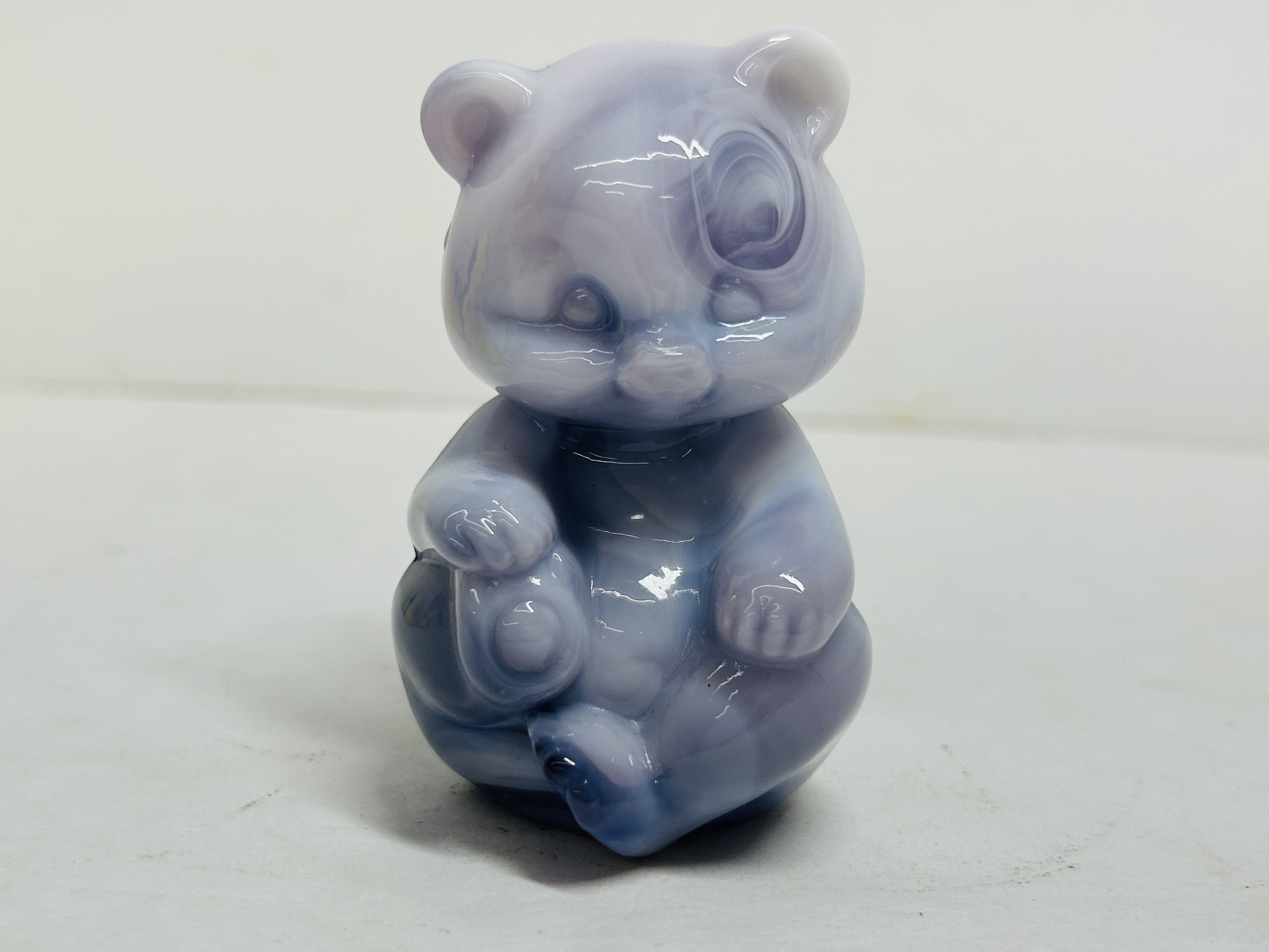 FENTON SLAG GLASS BEAR, C. 1970